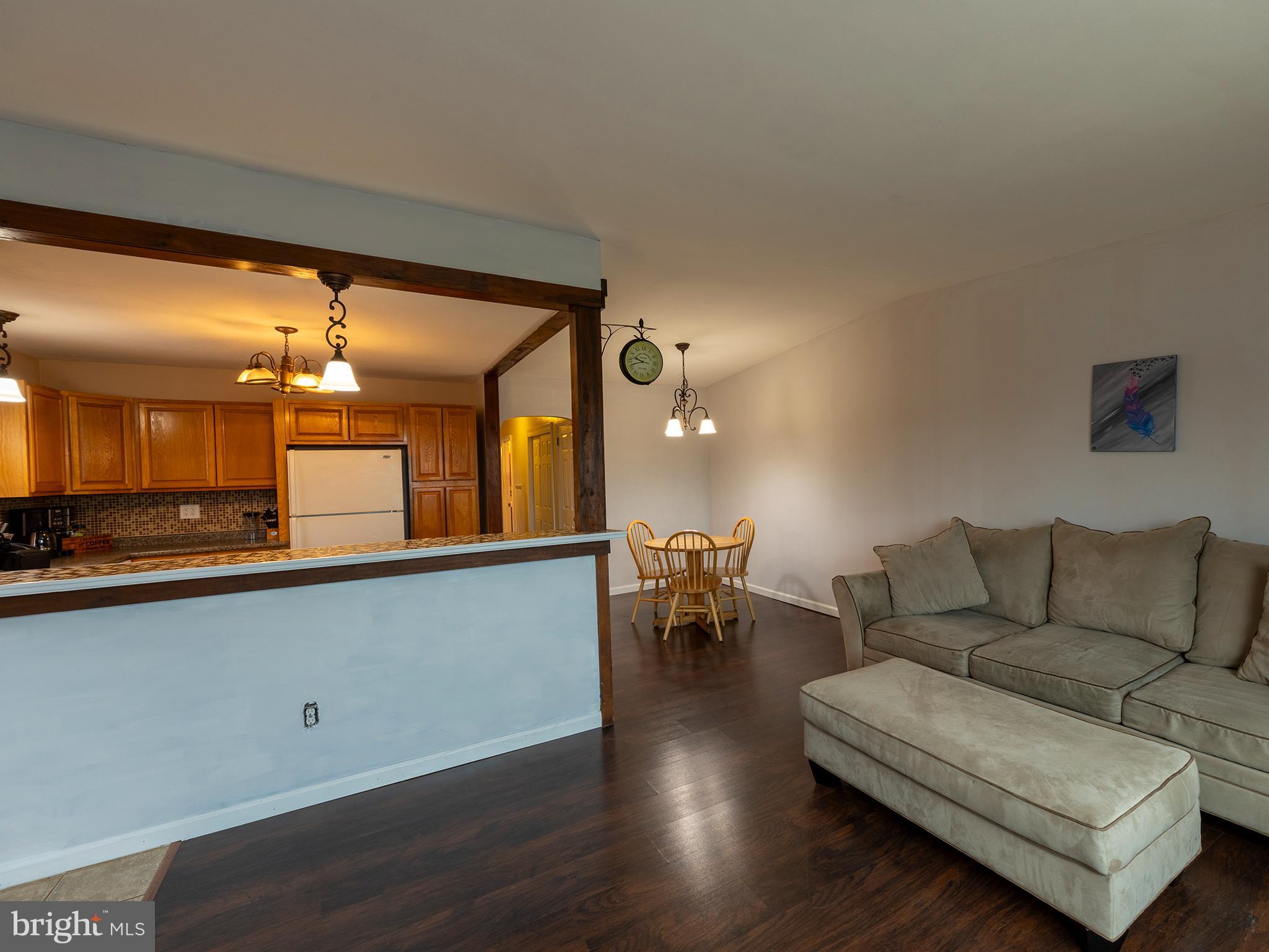 ROXBOROUGH - Residential