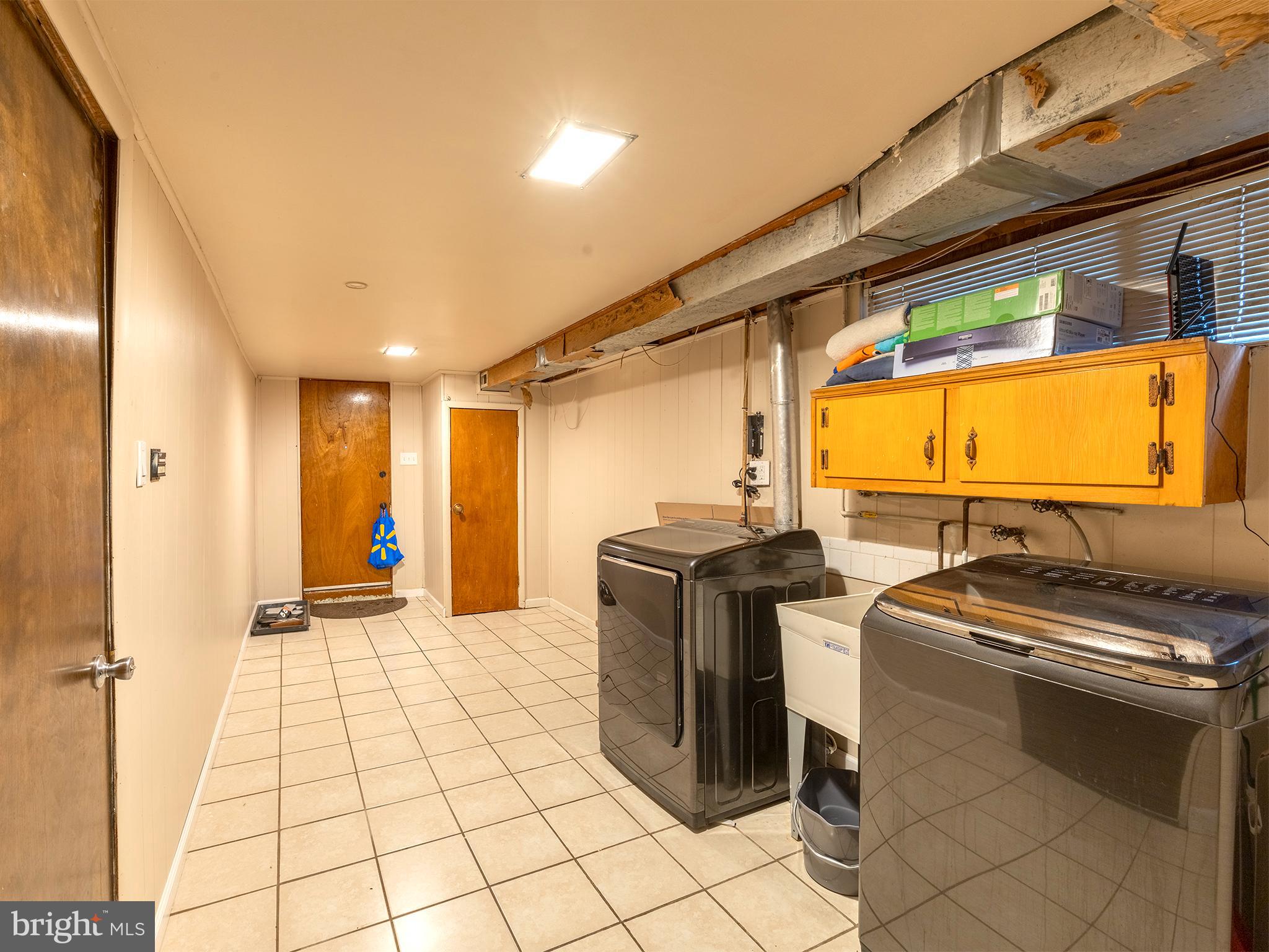 ROXBOROUGH - Residential