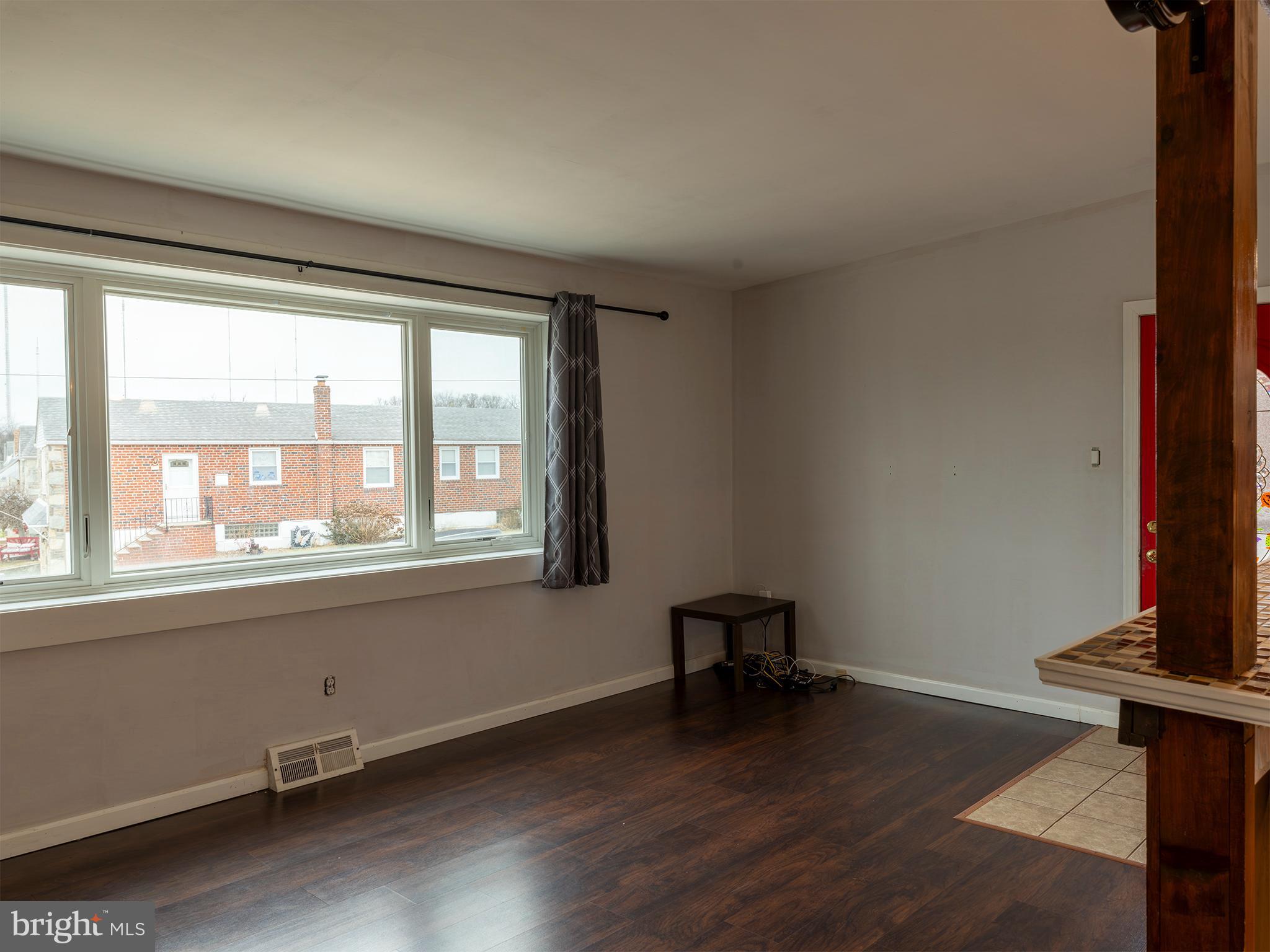 ROXBOROUGH - Residential