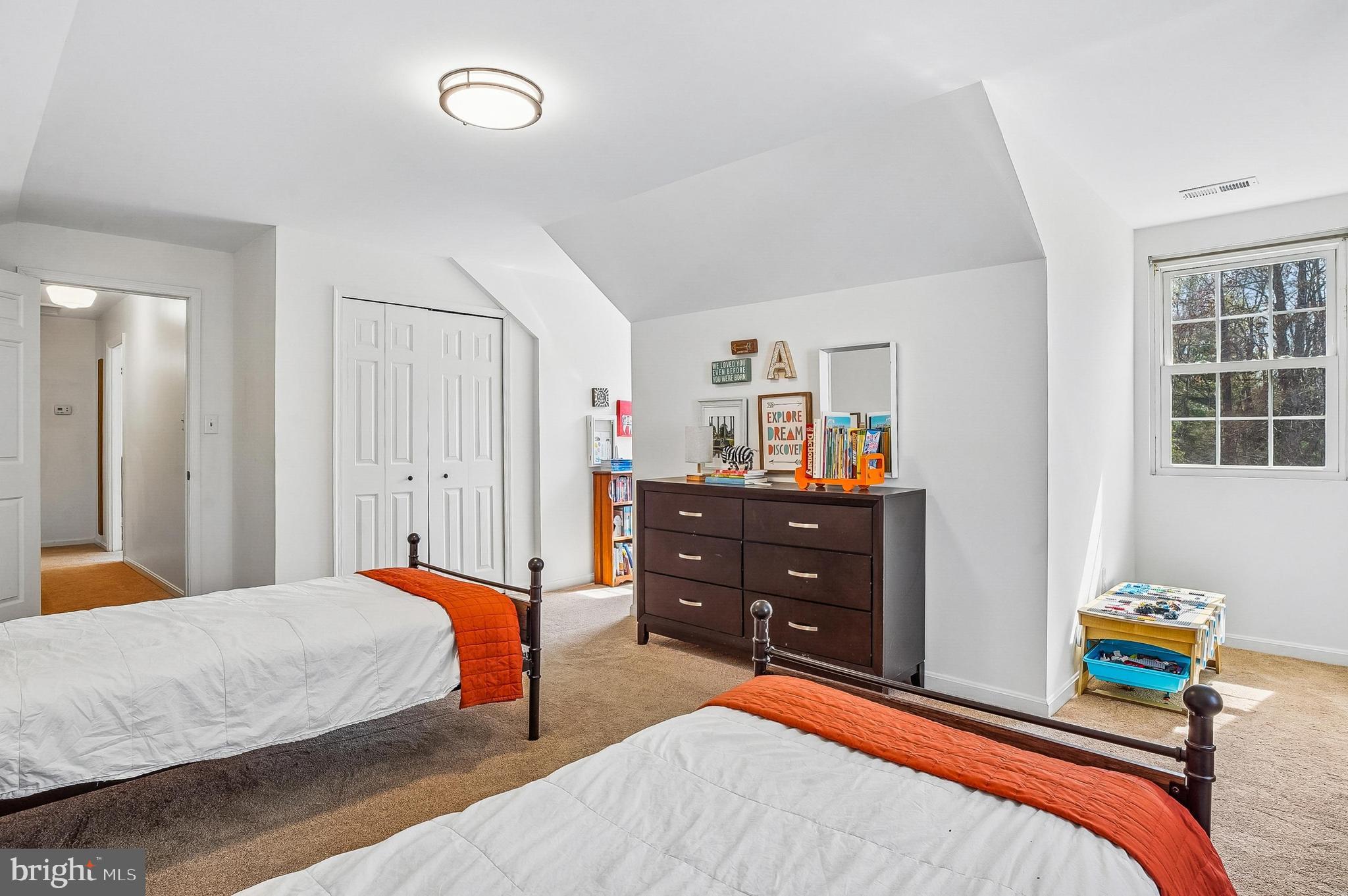 QUINCE VIEW MEADOWS - Residential