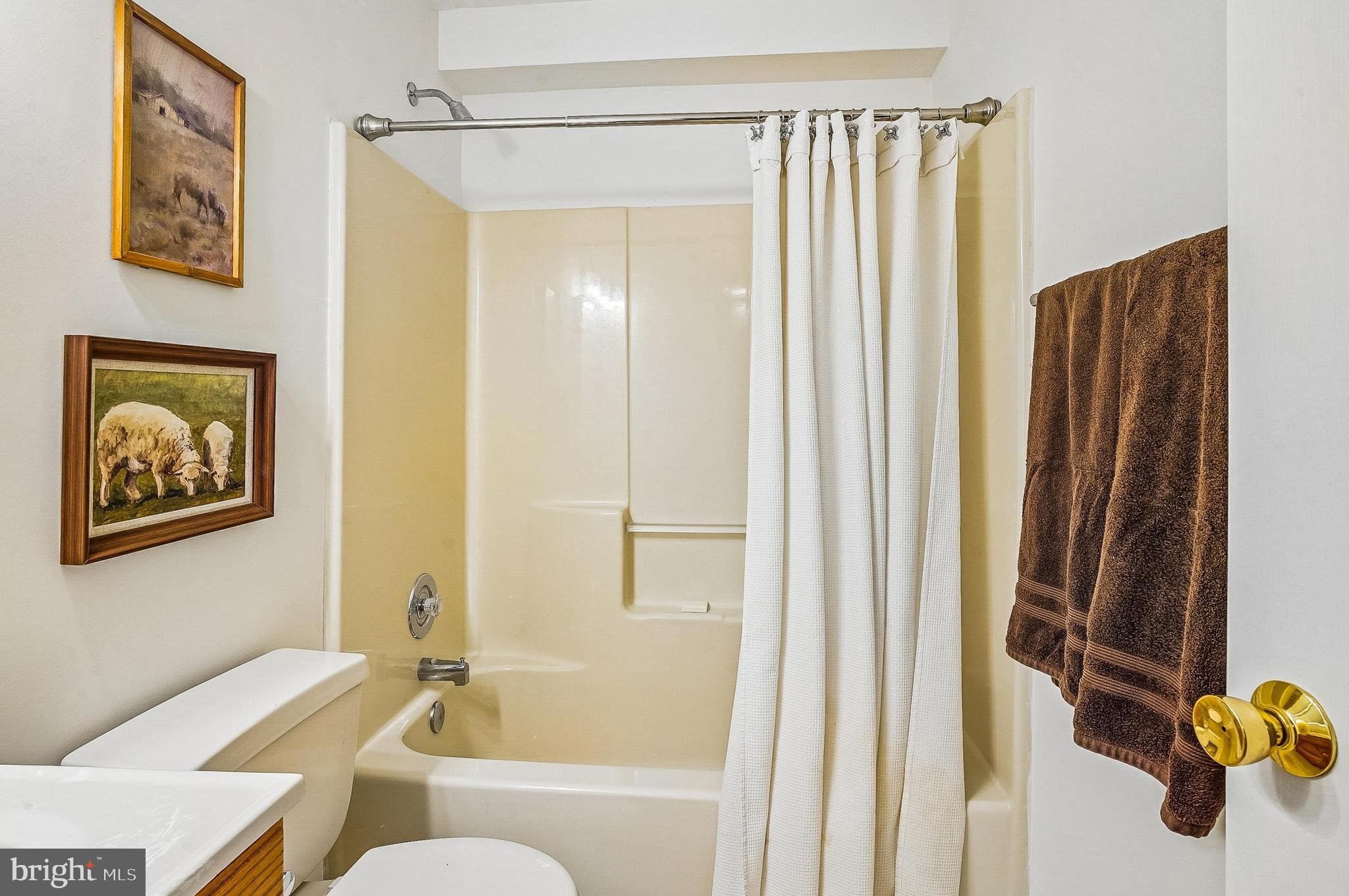 QUINCE VIEW MEADOWS - Residential