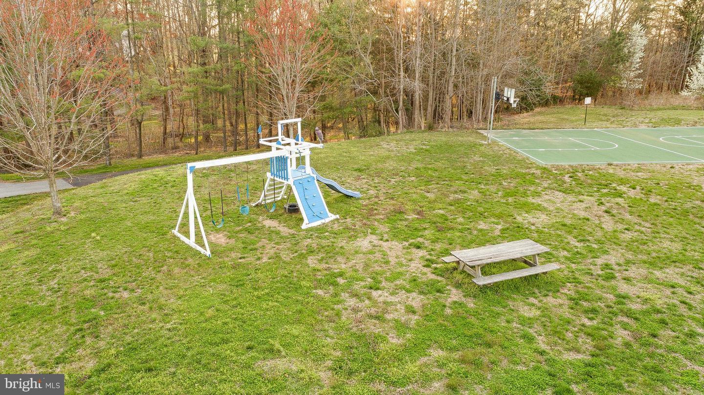 QUINCE VIEW MEADOWS - Residential