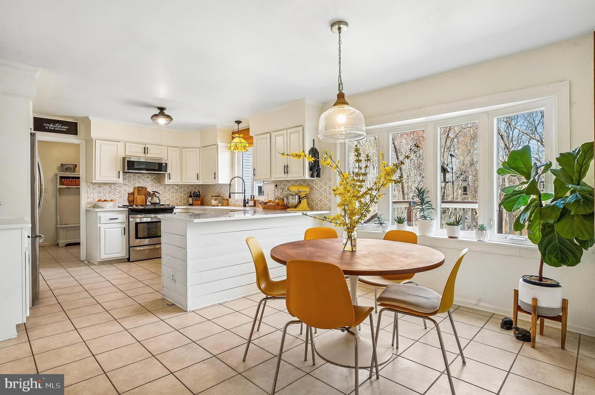 QUINCE VIEW MEADOWS - Residential