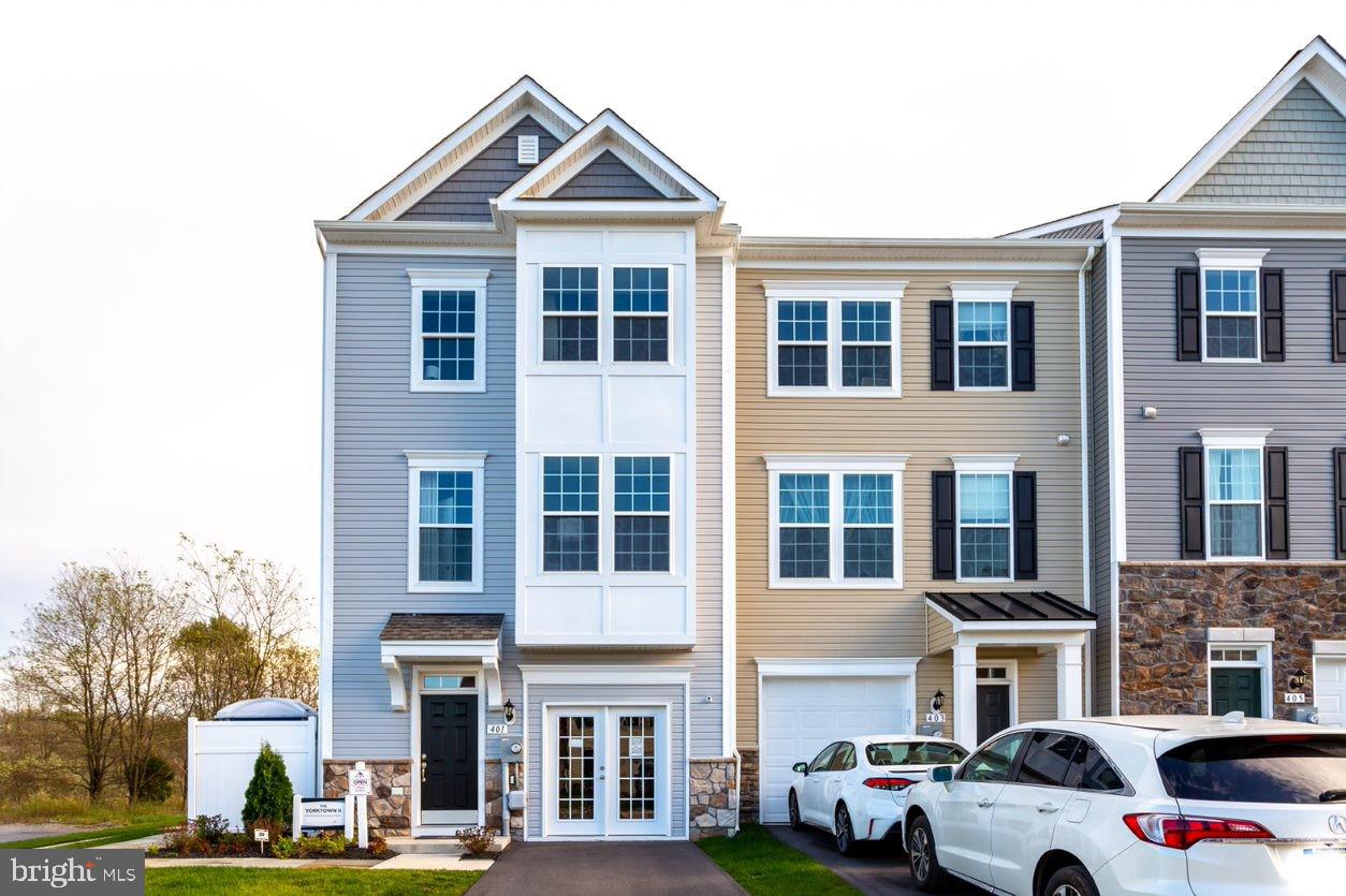 MARTINSBURG STATION - Residential