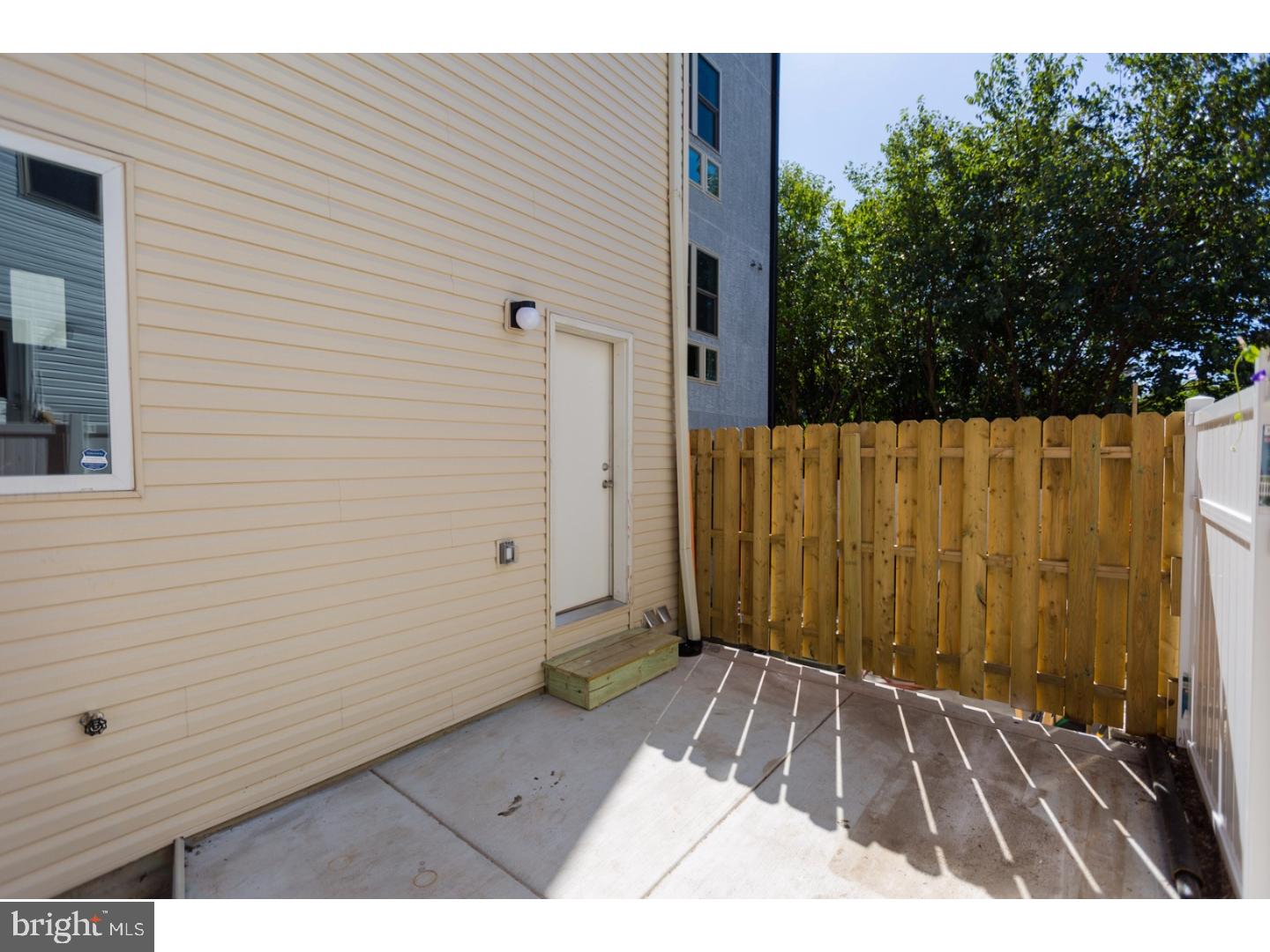 FISHTOWN - Commercial Lease