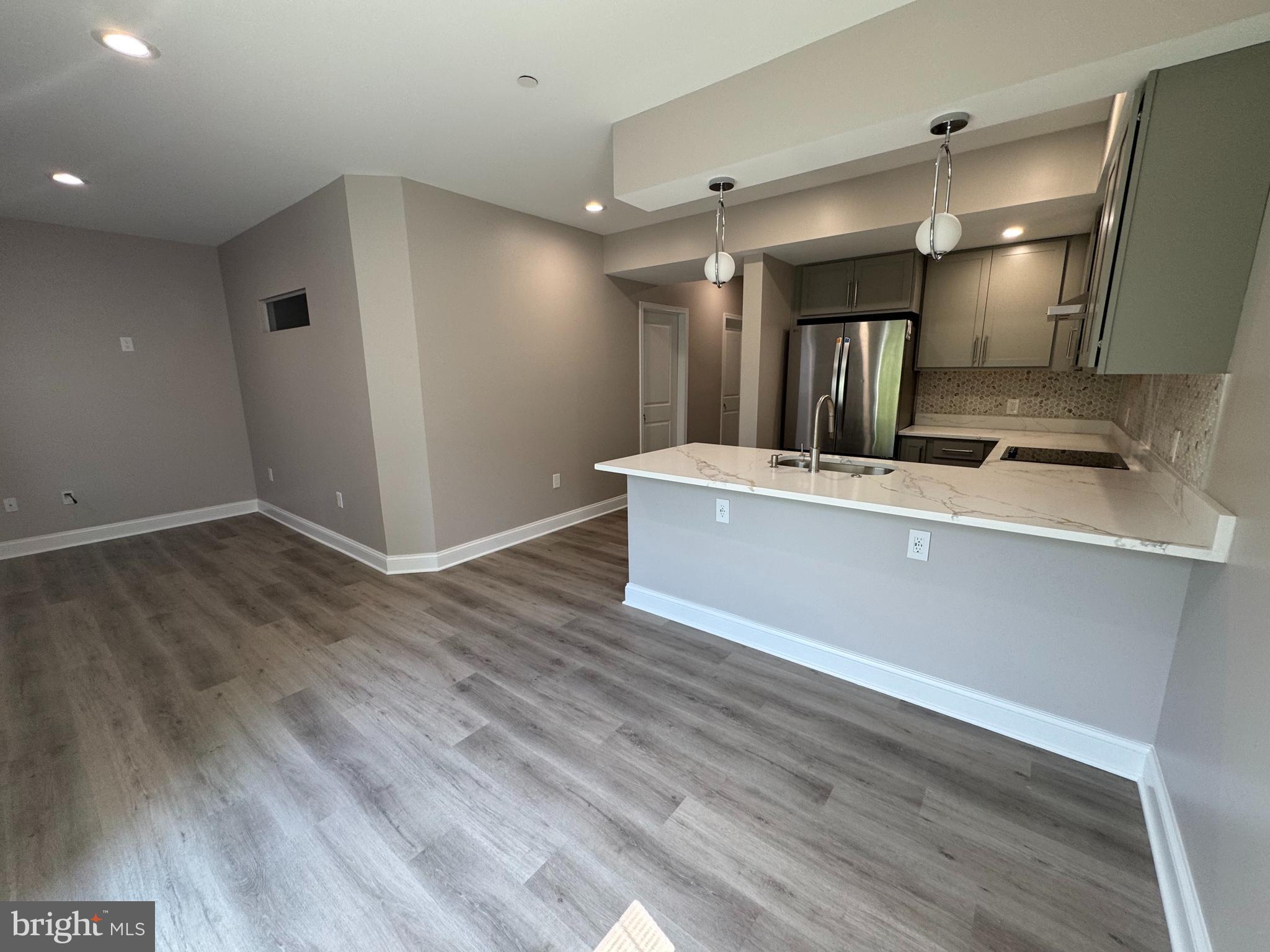 WHISPERING PINES - Residential Lease