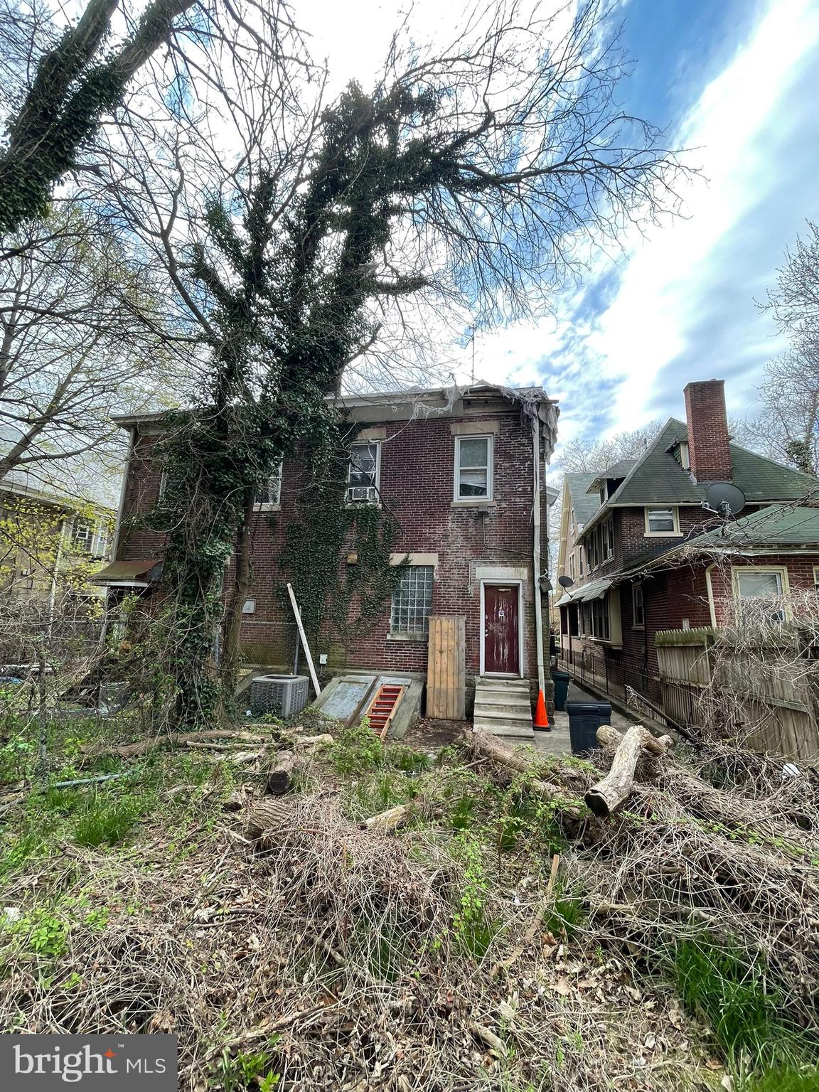 GERMANTOWN (EAST) - Residential