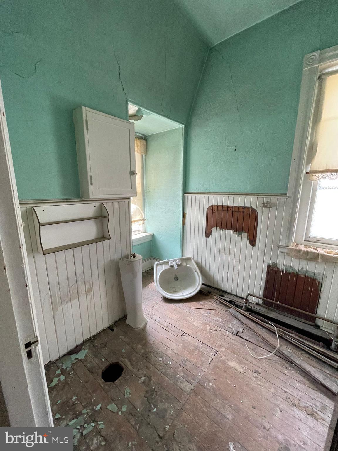 GERMANTOWN (EAST) - Residential