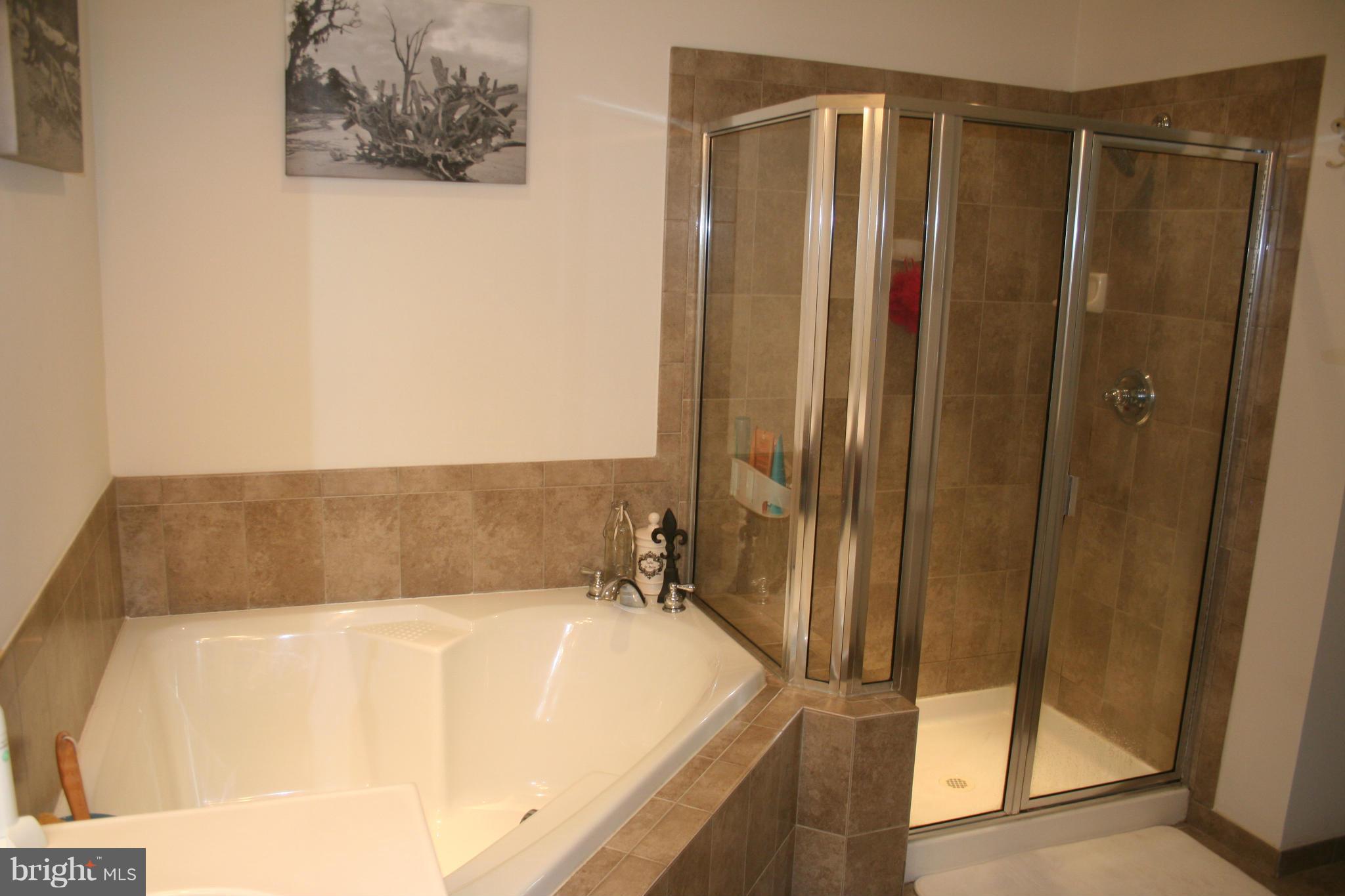 STONE SPRINGS CONDOMINIUMS - Residential Lease