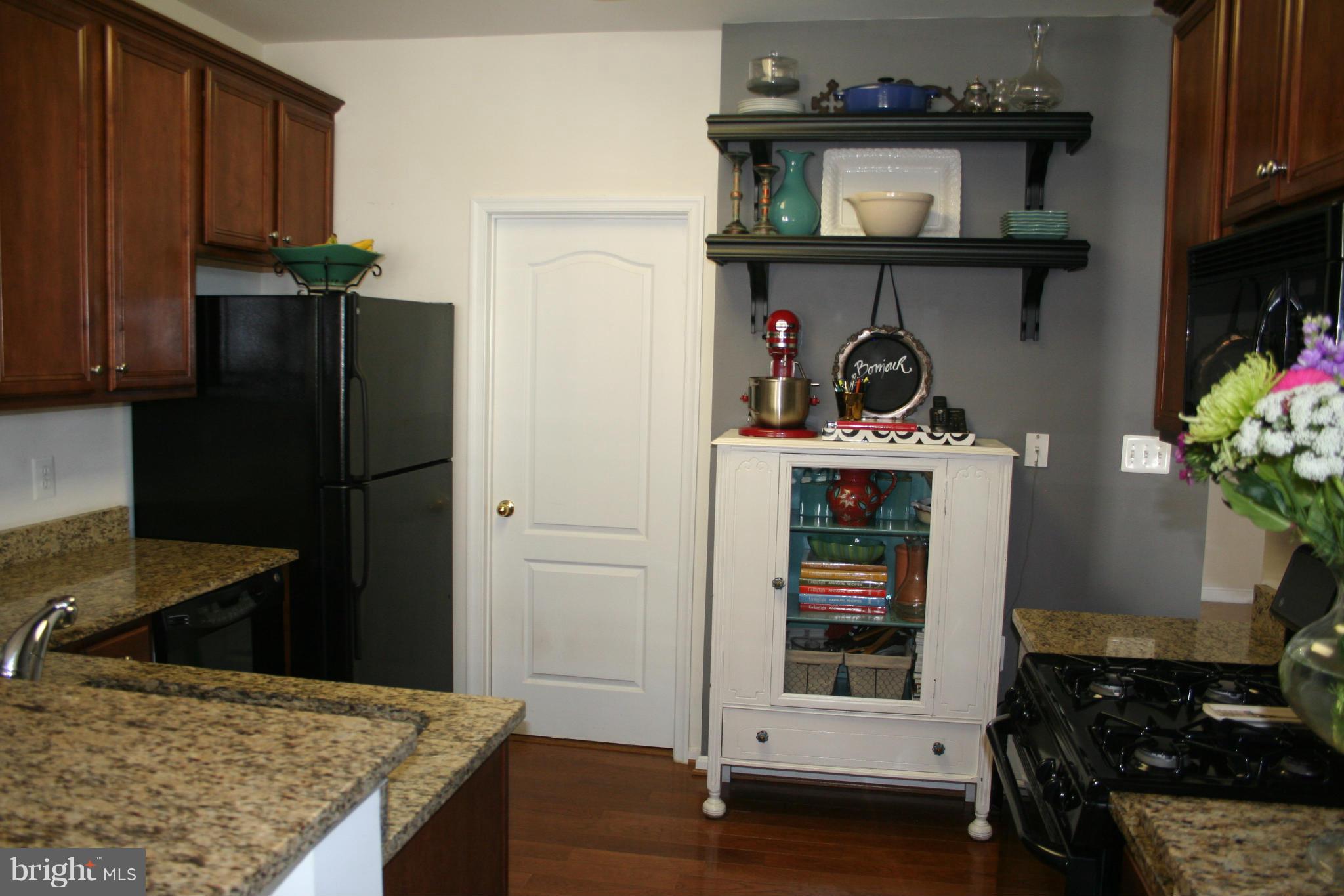 STONE SPRINGS CONDOMINIUMS - Residential Lease