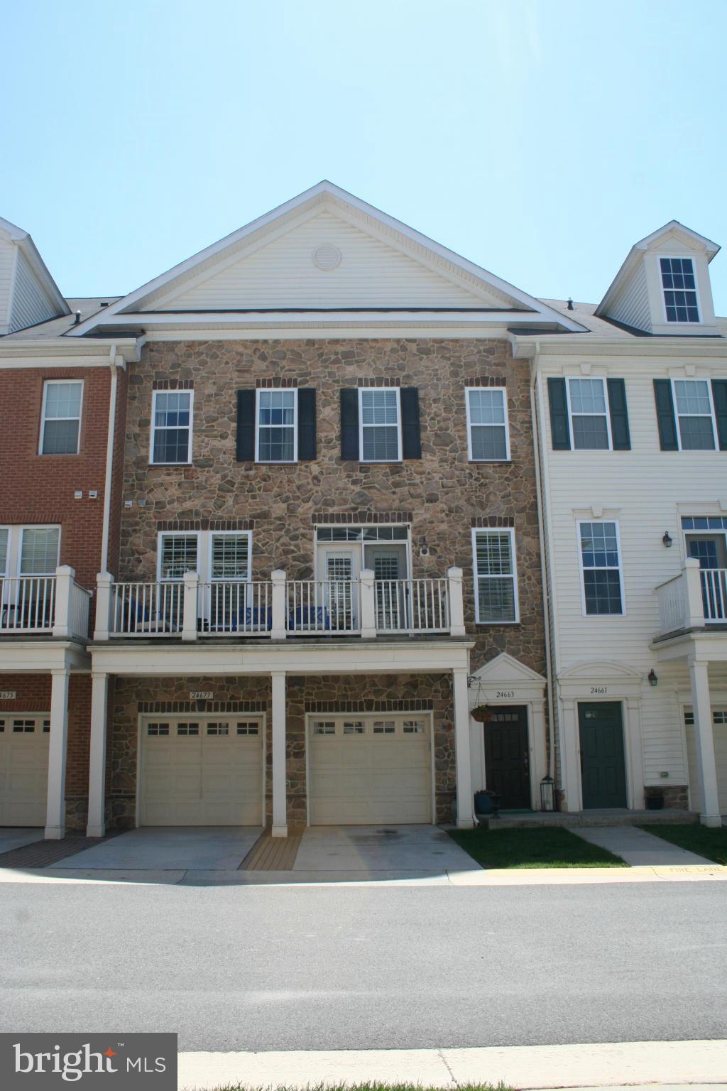 STONE SPRINGS CONDOMINIUMS - Residential Lease