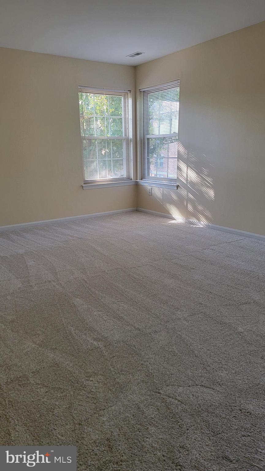 LOVETON FARMS - Residential