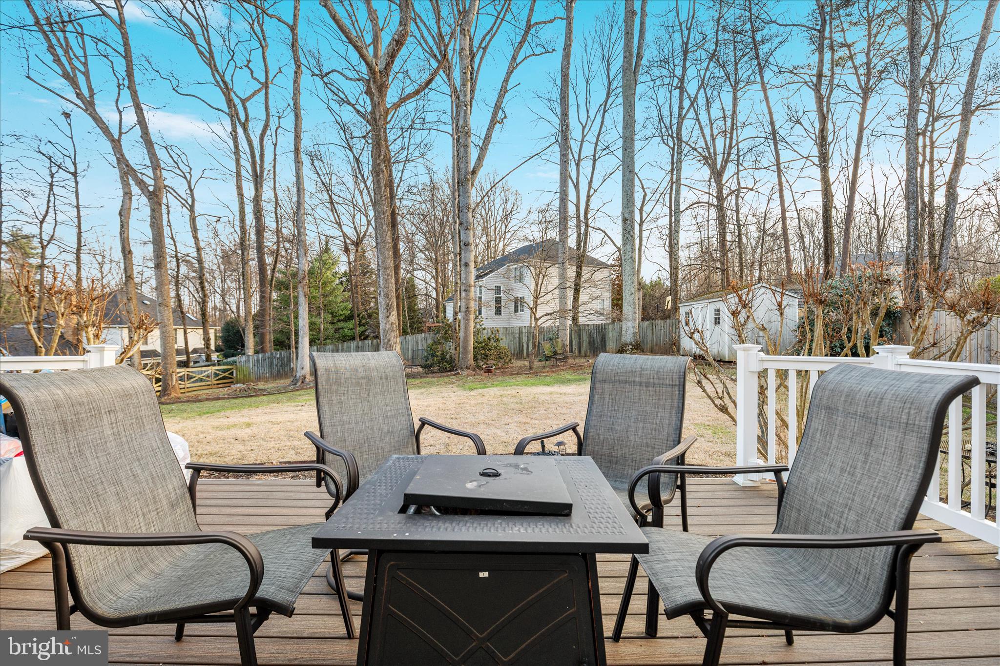 ROCKPOINTE - Residential