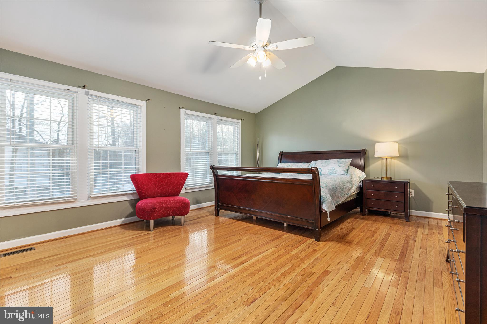 ROCKPOINTE - Residential