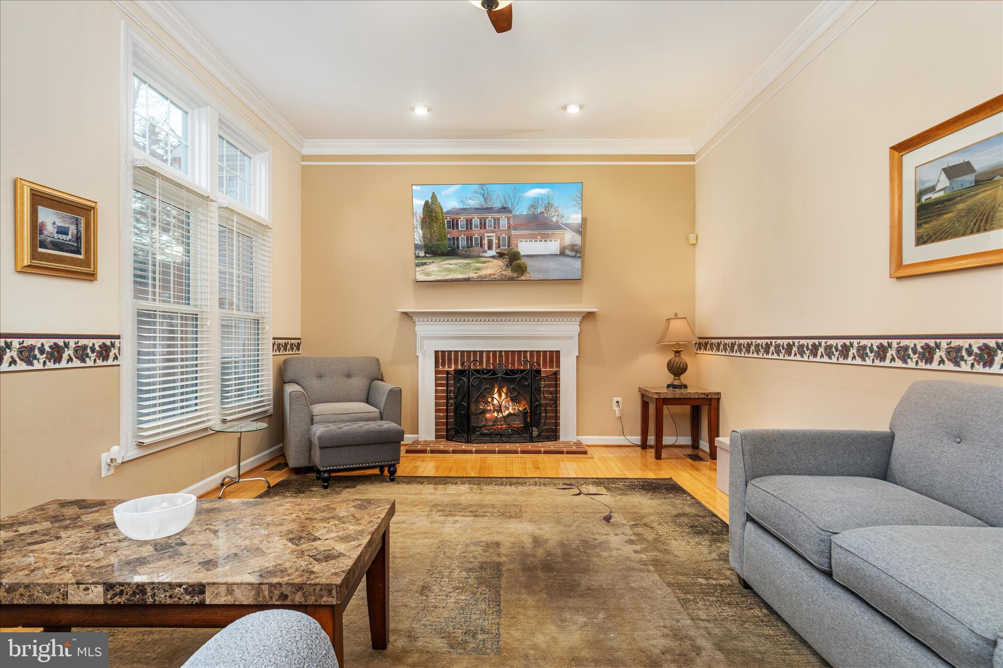 ROCKPOINTE - Residential