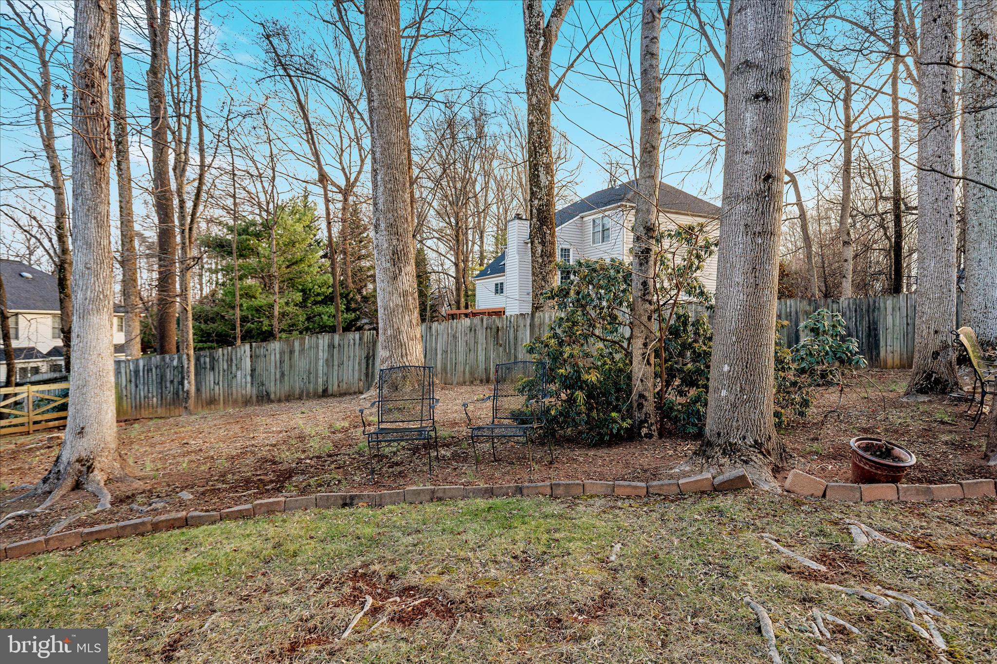 ROCKPOINTE - Residential