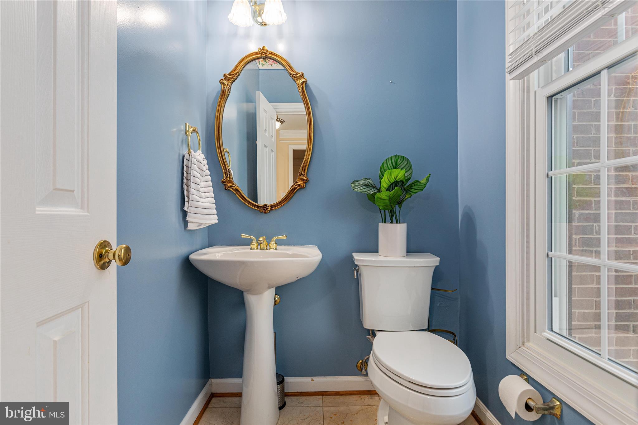 ROCKPOINTE - Residential