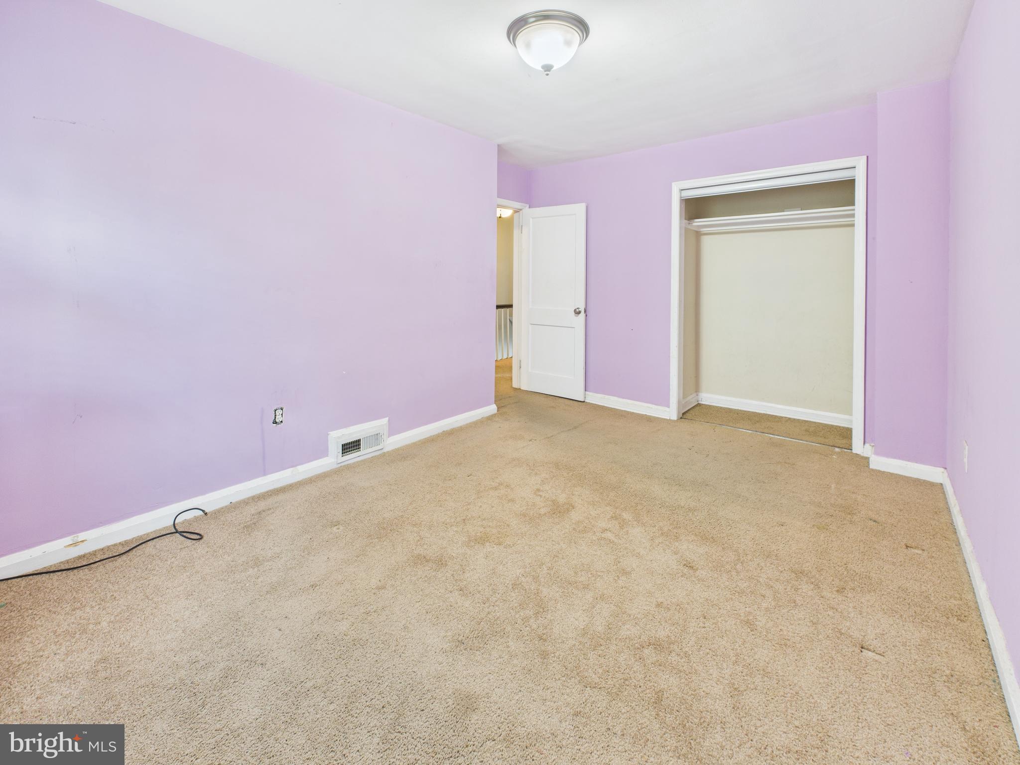 IDLEWOOD - Residential