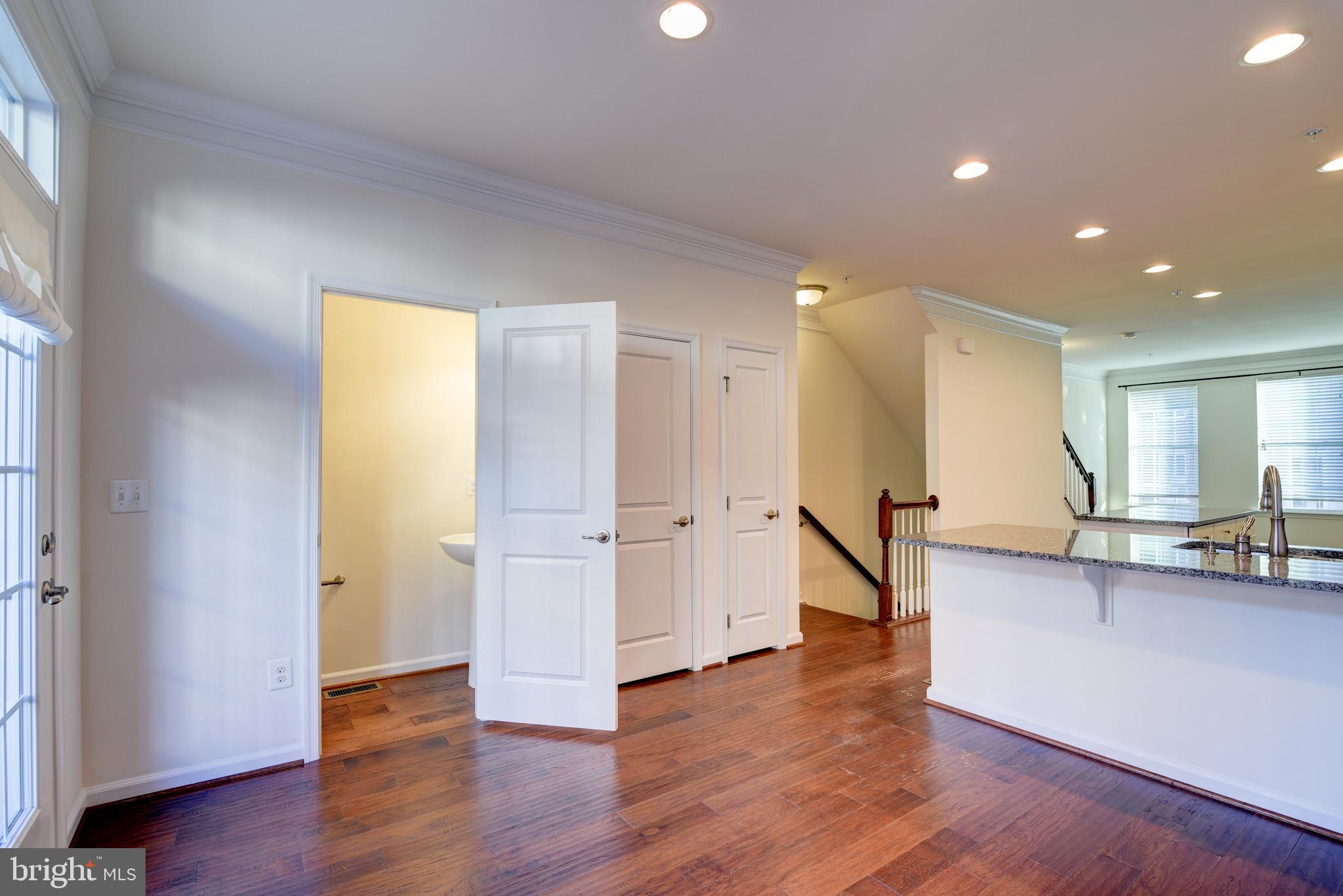 CRESCENT PLACE - Residential Lease