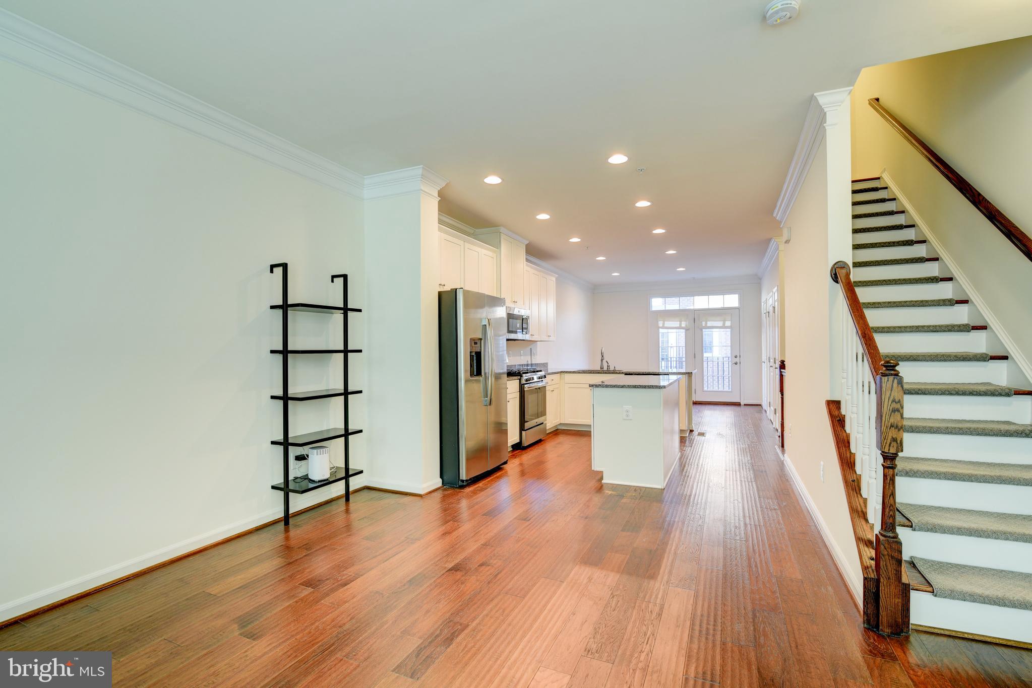 CRESCENT PLACE - Residential Lease