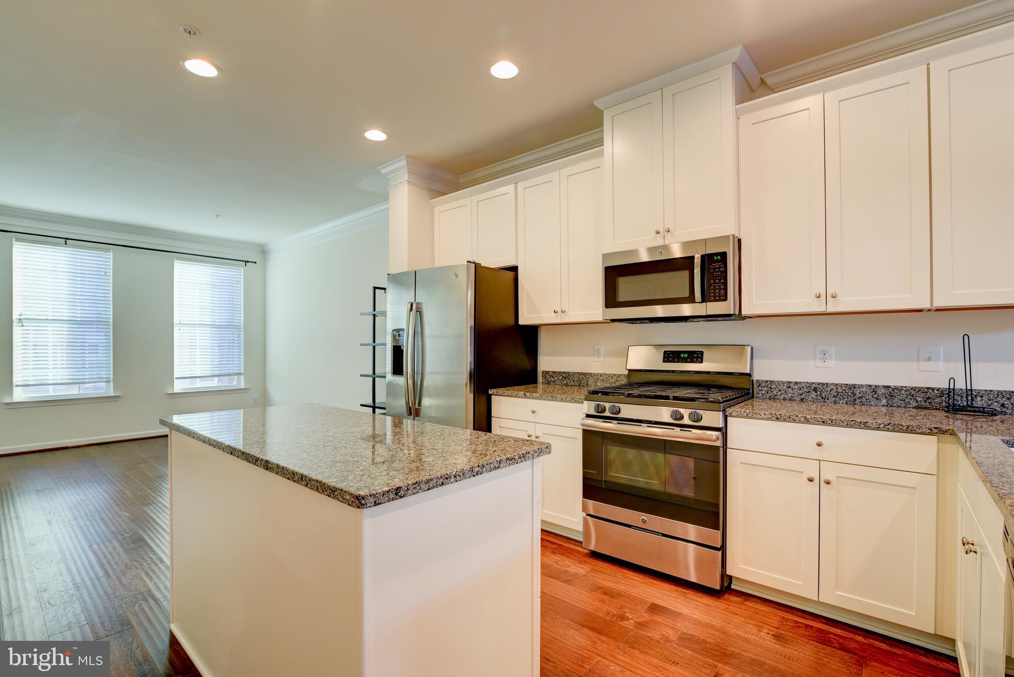 CRESCENT PLACE - Residential Lease