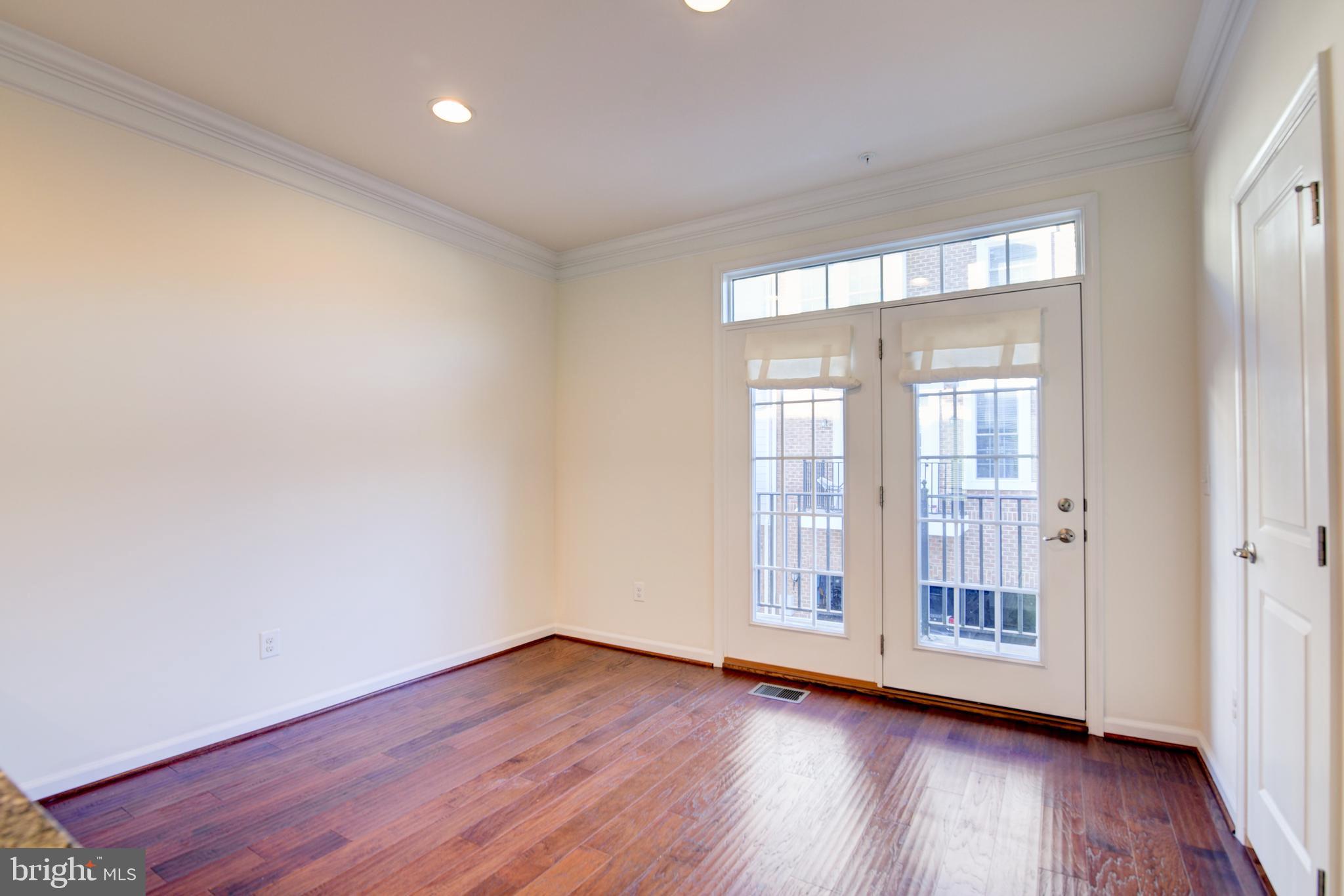 CRESCENT PLACE - Residential Lease