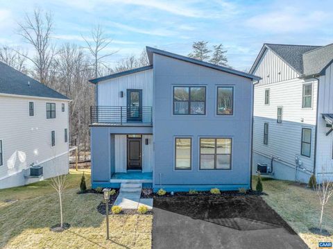 Homes For Sale - 22F Wardell Crest<br/> CHARLOTTESVILLE, VA 22902