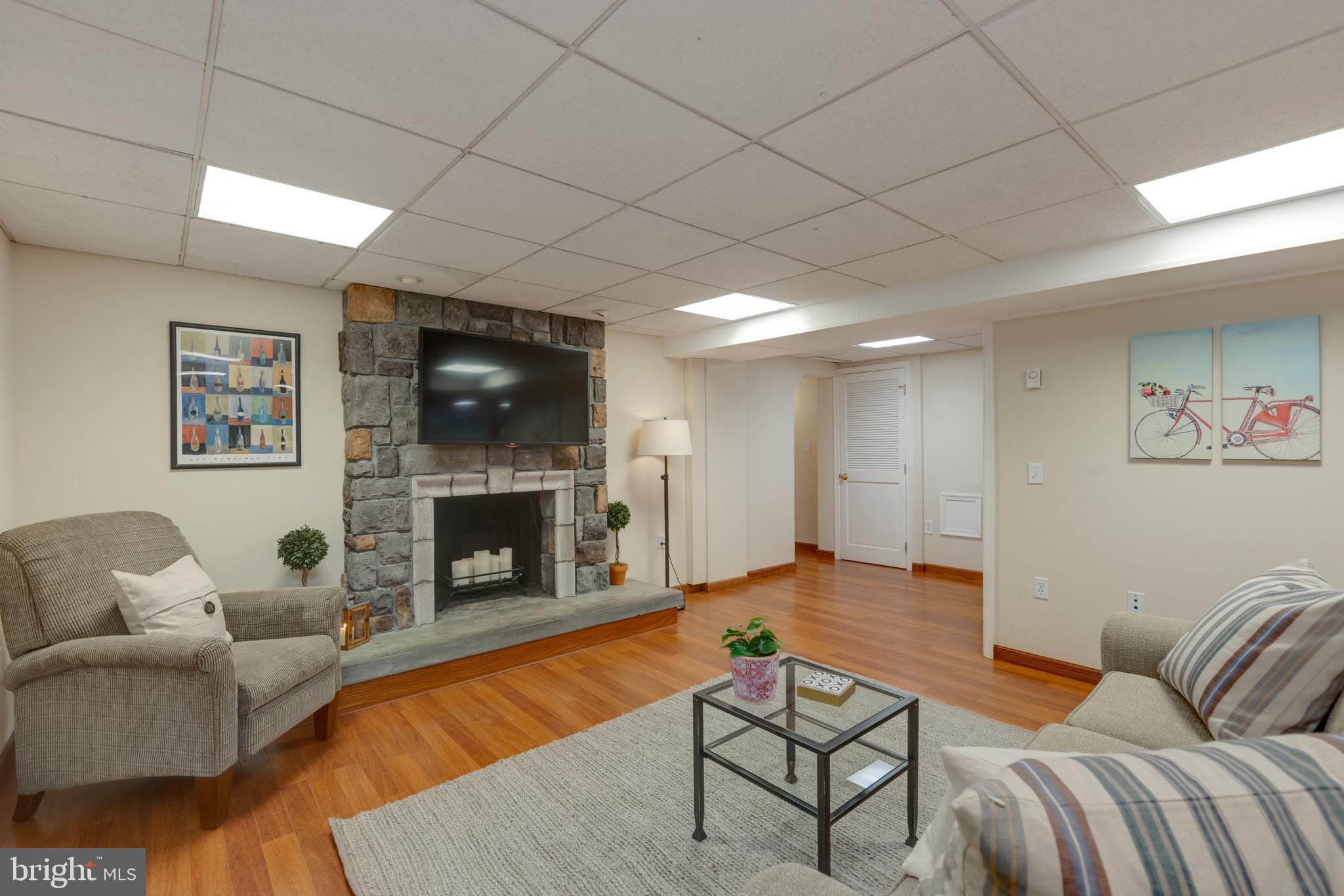 SPRING HILL - Residential Lease