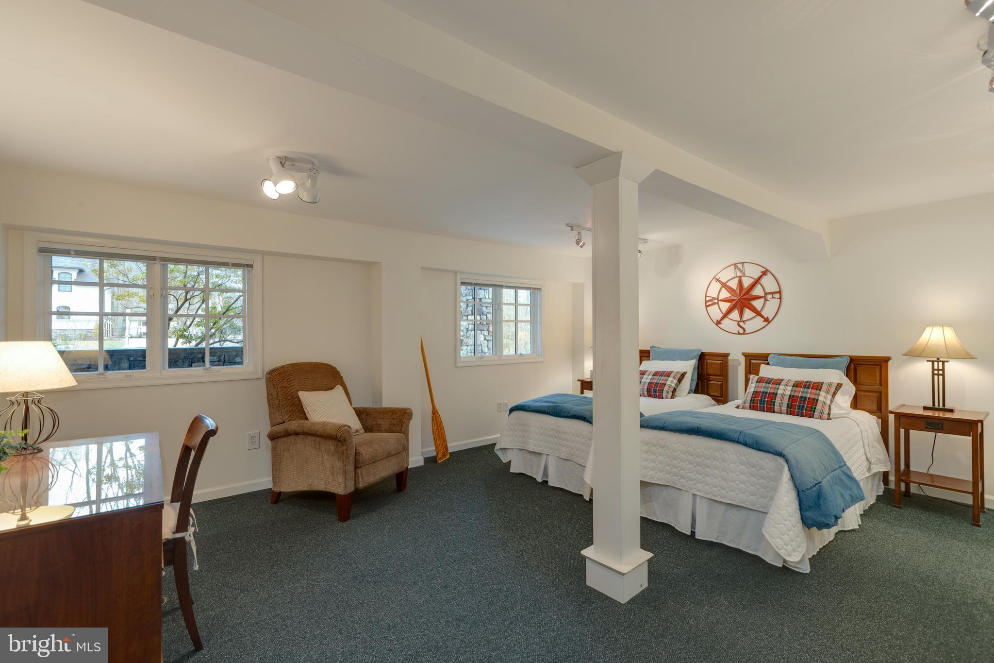 SPRING HILL - Residential Lease