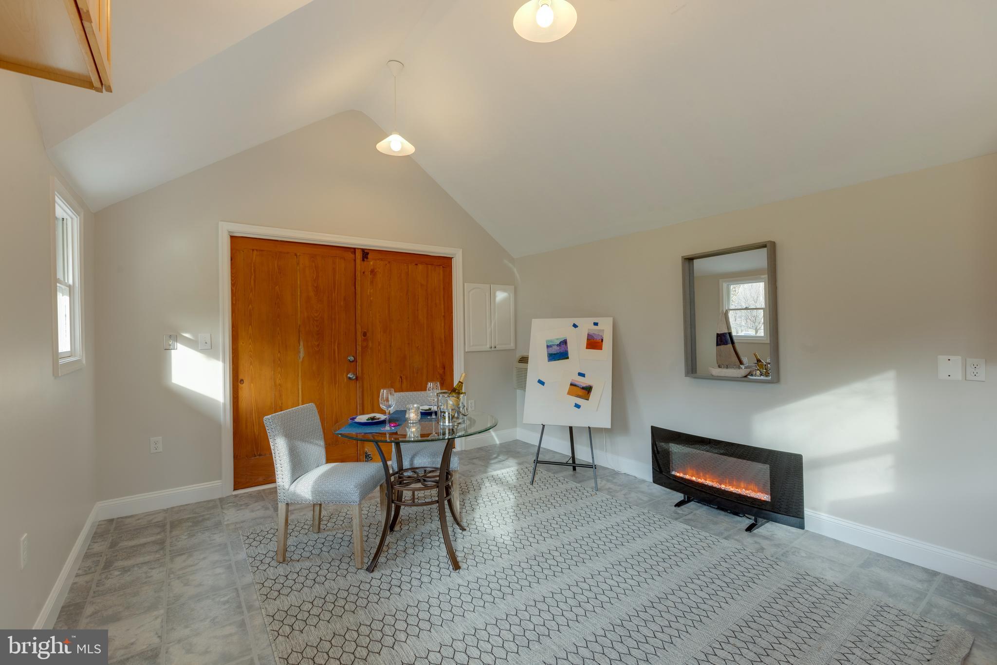 SPRING HILL - Residential Lease