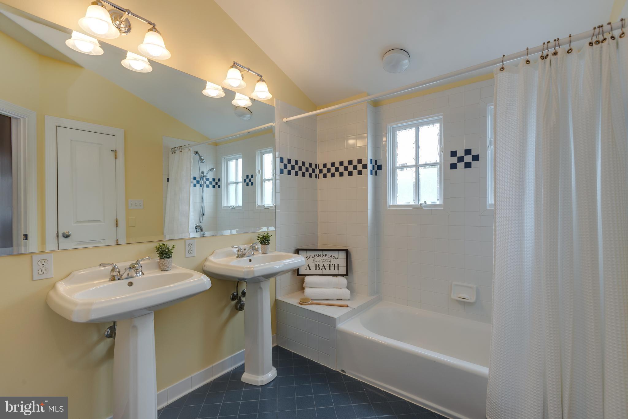 SPRING HILL - Residential Lease