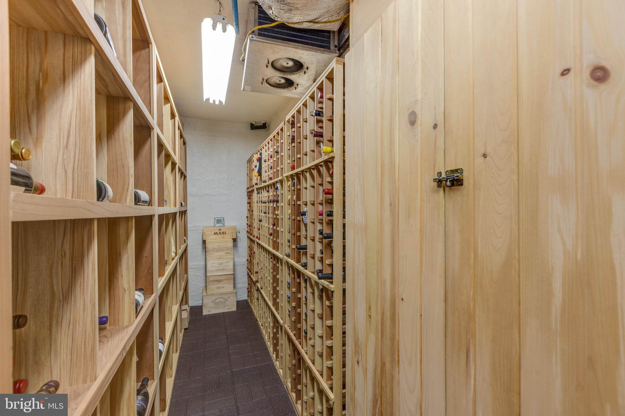 SPRING HILL - Residential Lease