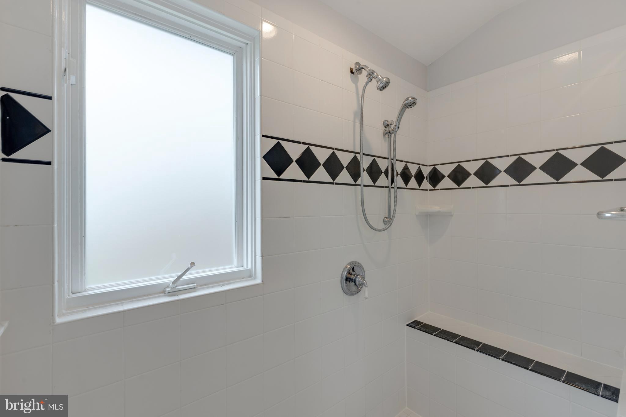 SPRING HILL - Residential Lease