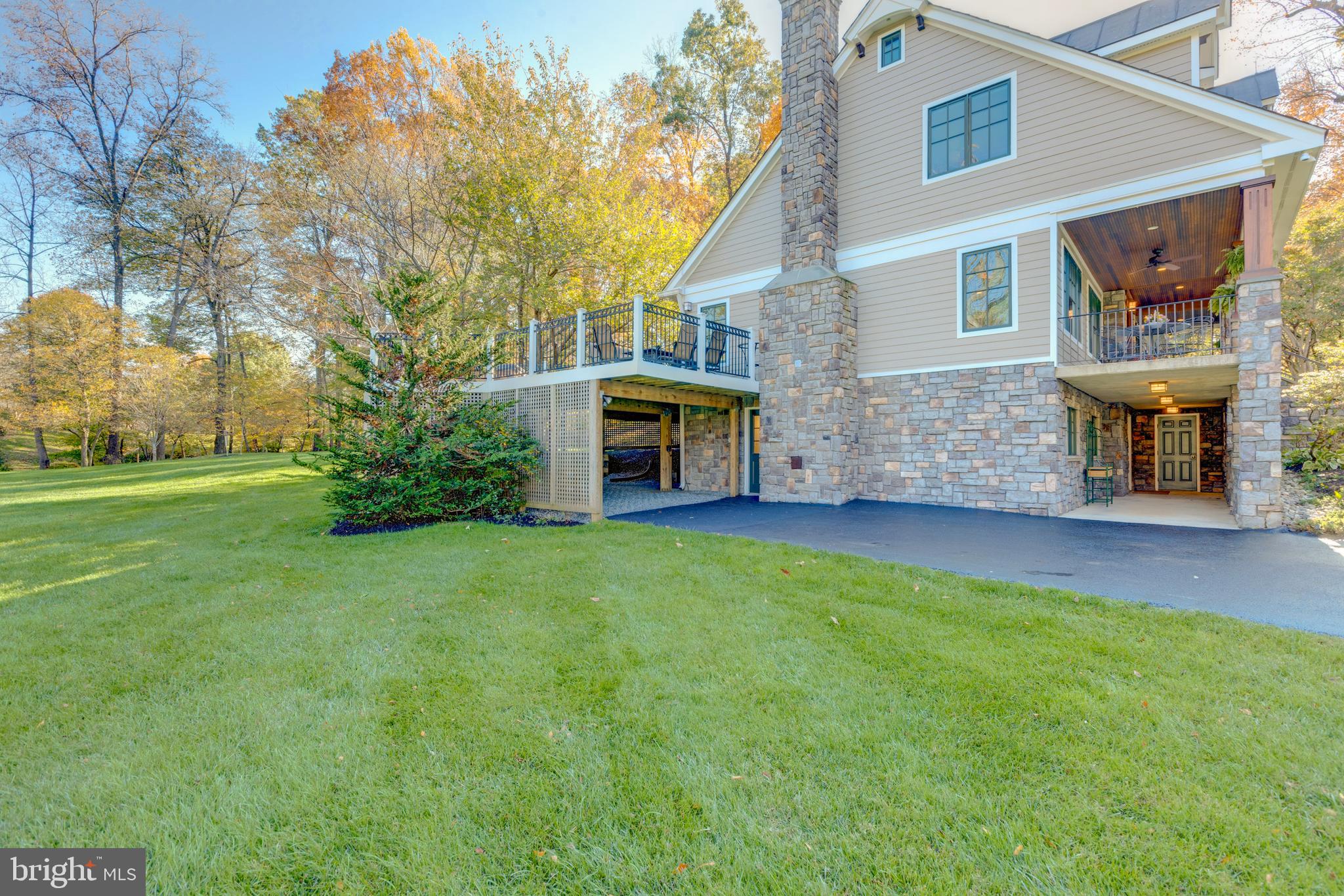 SPRING HILL - Residential Lease