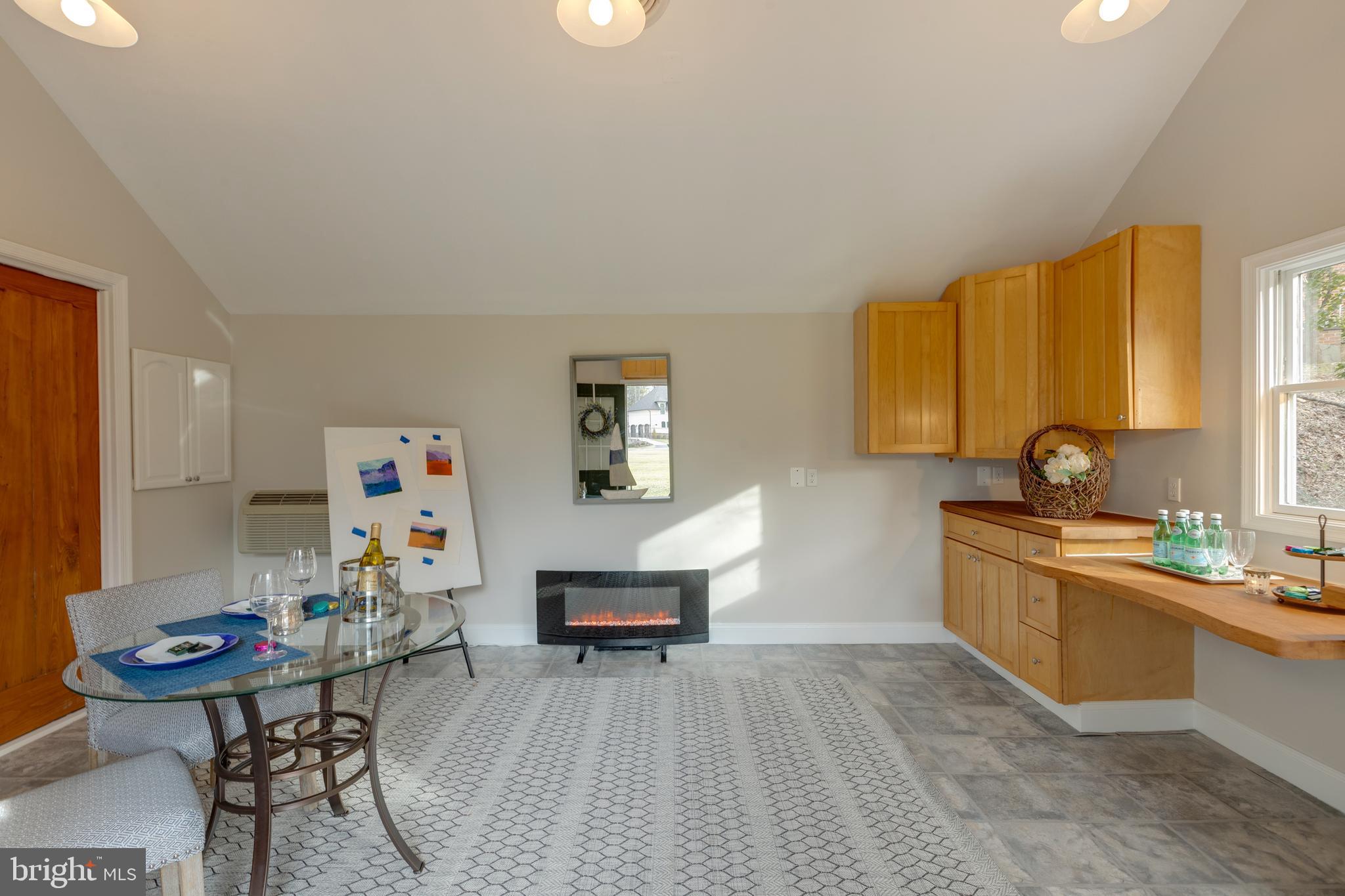 SPRING HILL - Residential Lease