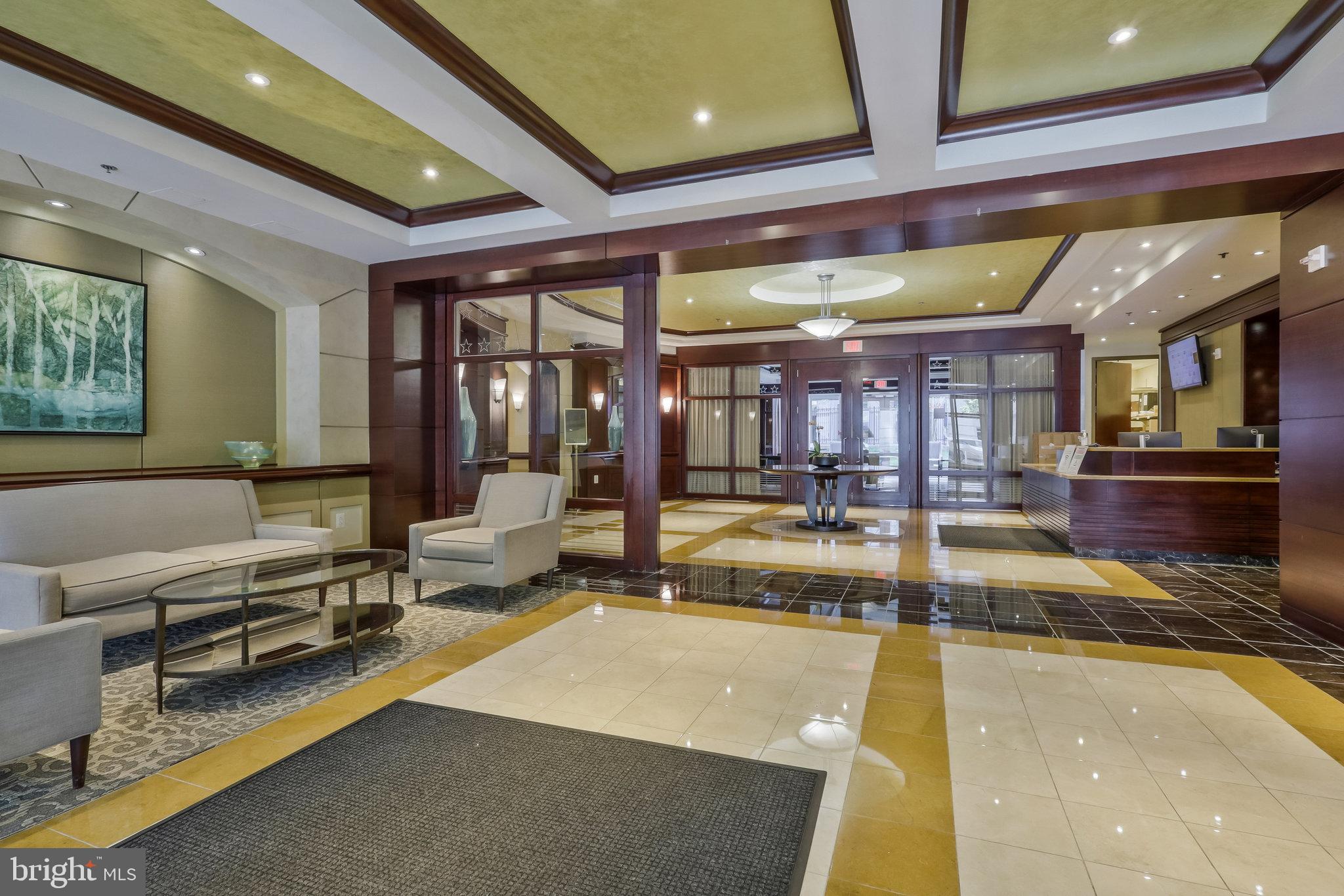 RESIDENCES AT LIBERTY CENTER - Residential