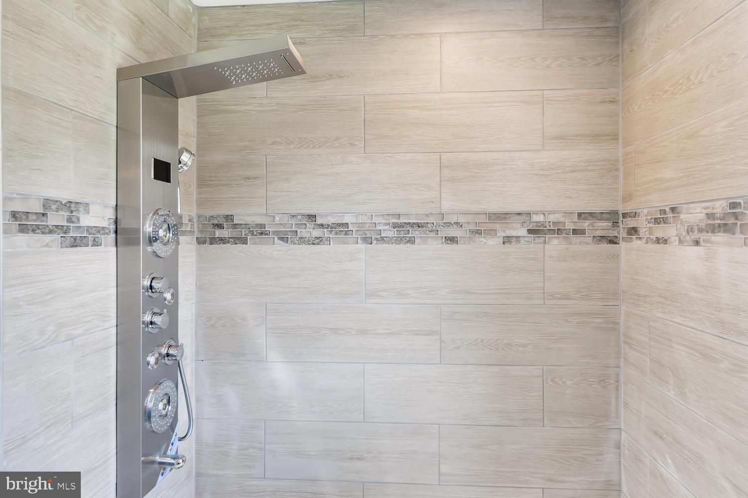 NEW NORTHWOOD - Residential