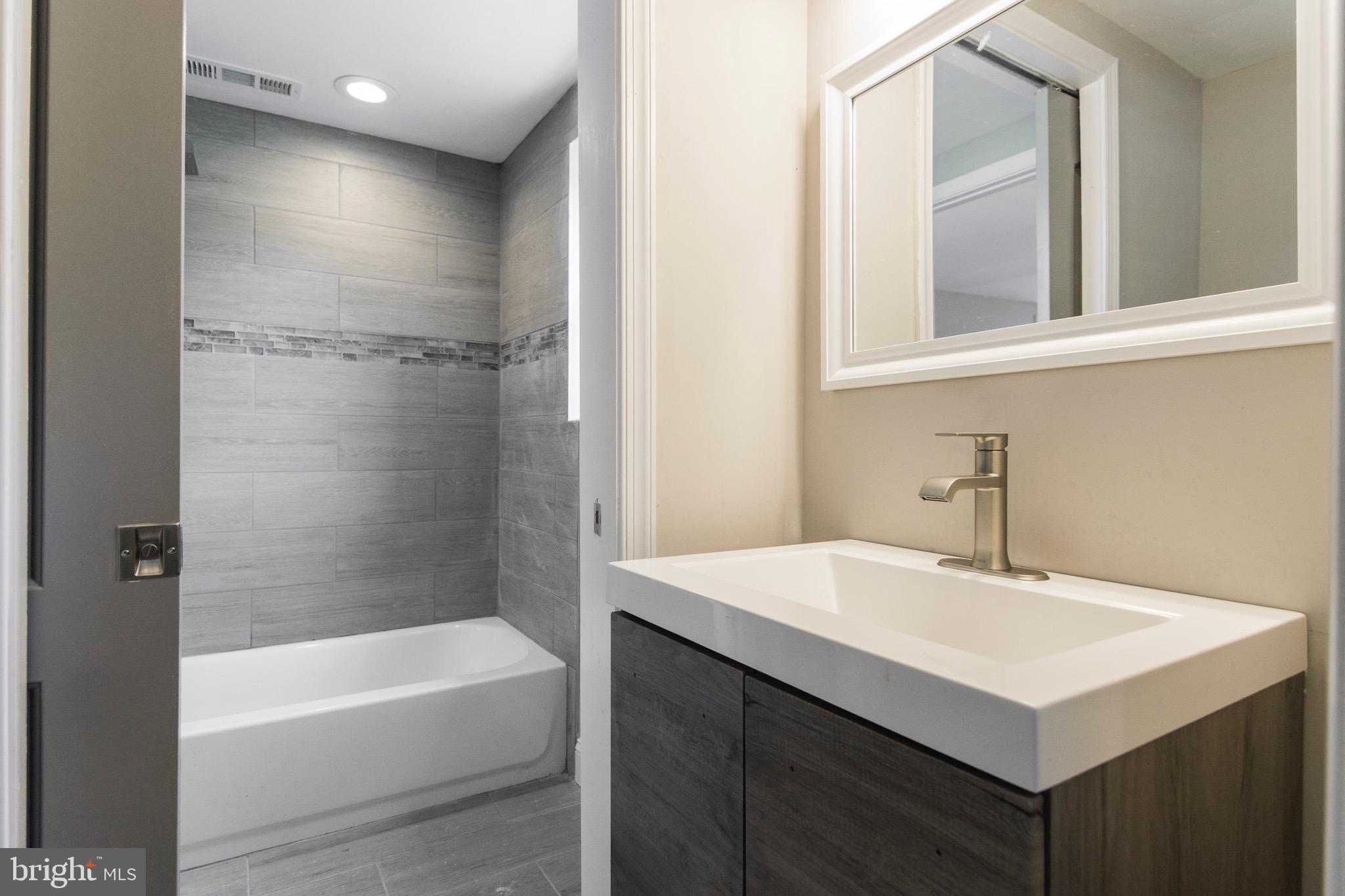 NEW NORTHWOOD - Residential