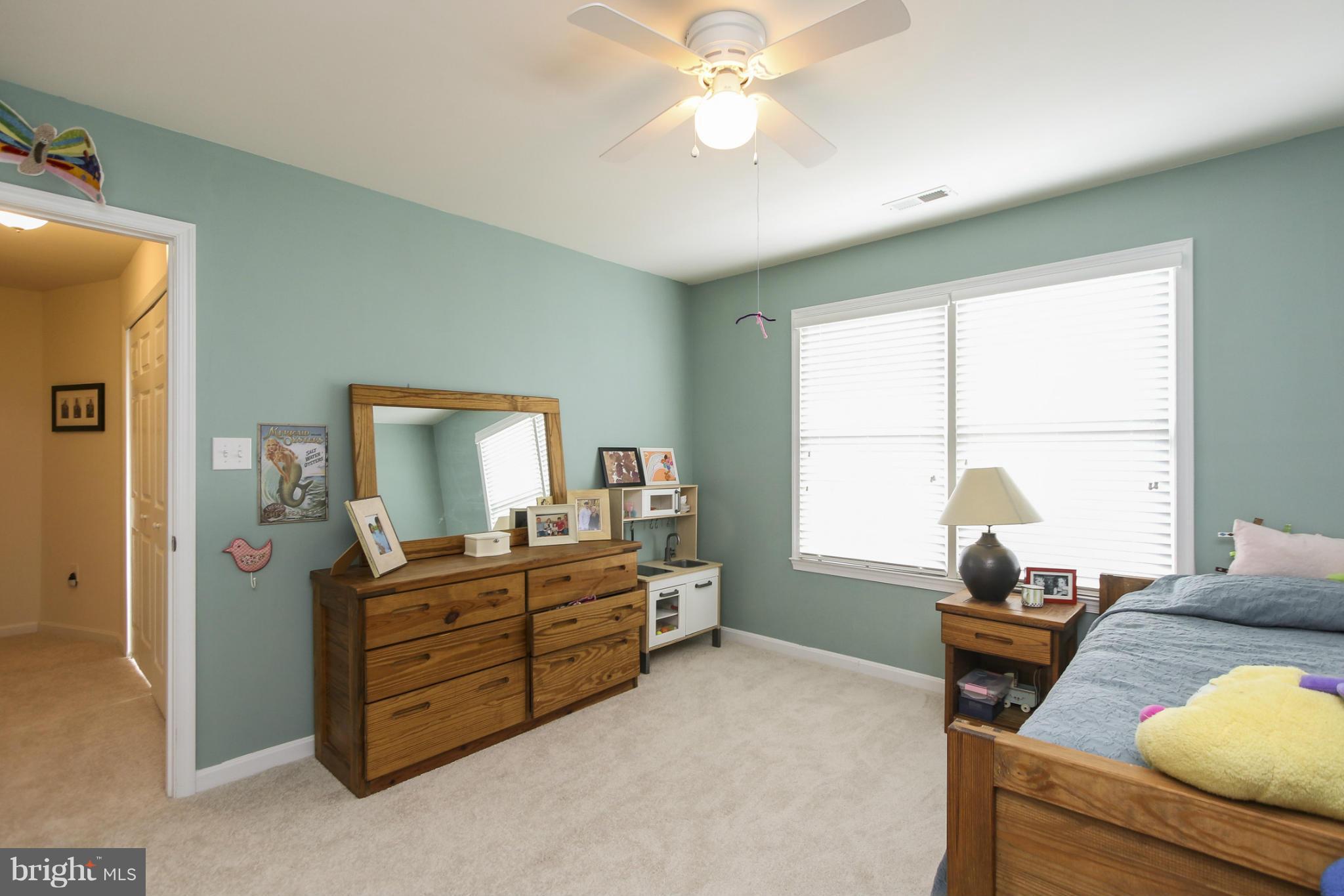 WOODLAND BEACH - Residential