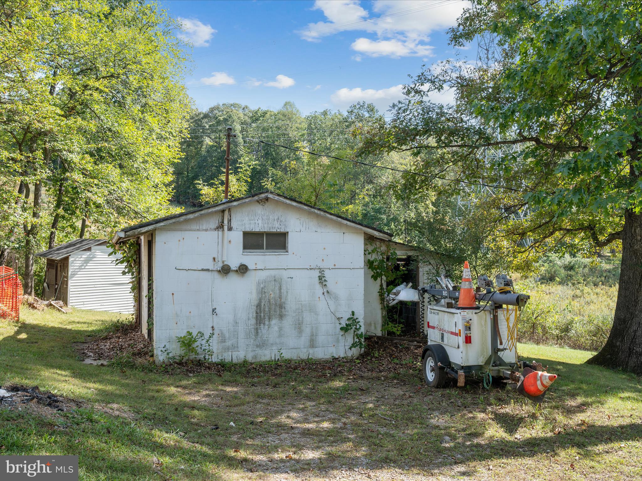 WEST RIDGE HILLS - Land