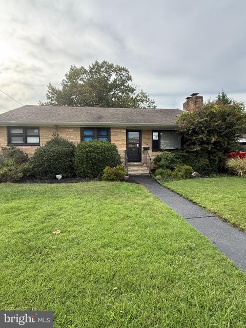 Homes For Rent - 110 Gropp Avenue<br/> Mercer County, HAMILTON TWP, NJ 08610