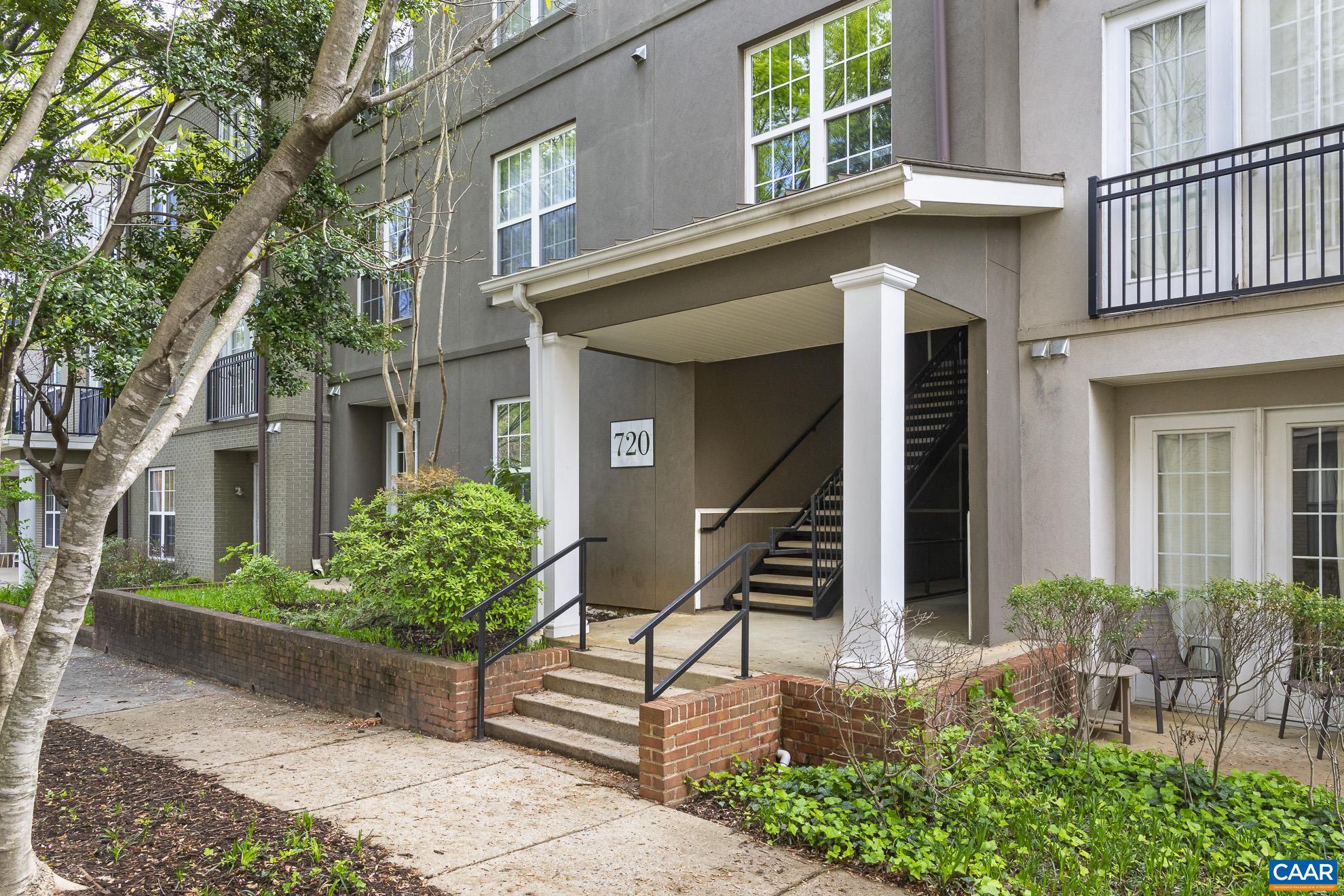 720 WALKER SQ 3D