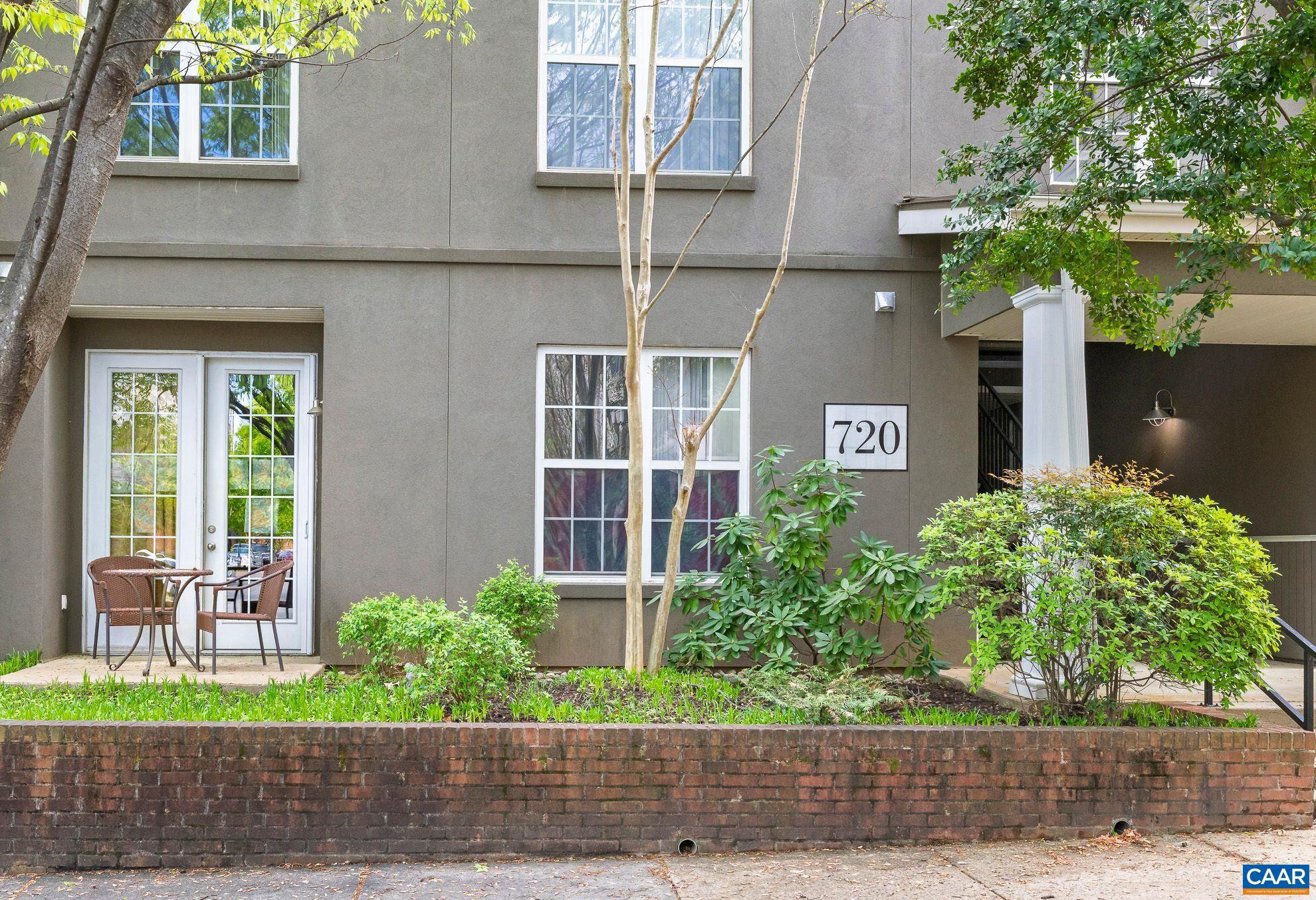 720 WALKER SQ 3D