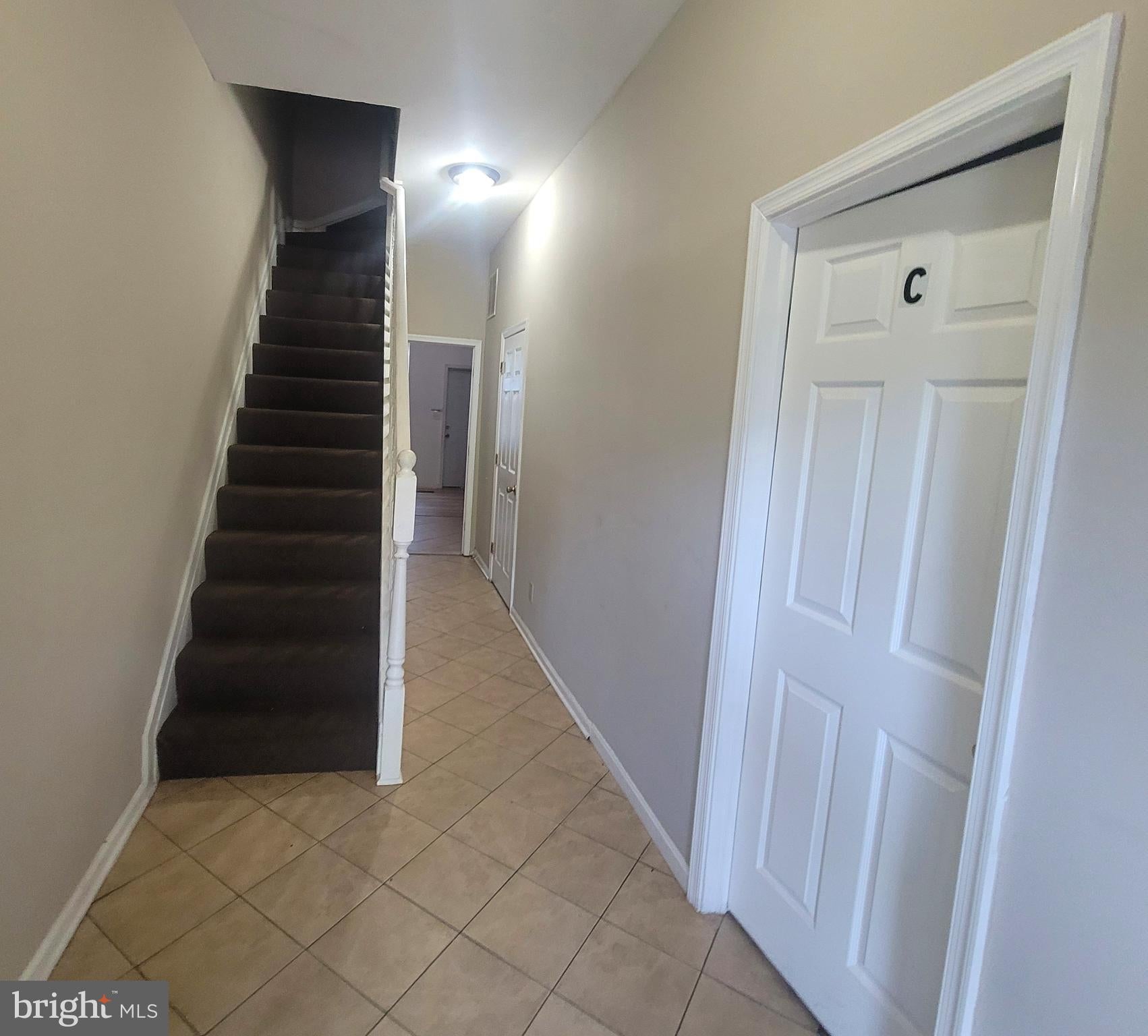 3907 FAIRVIEW AVENUE