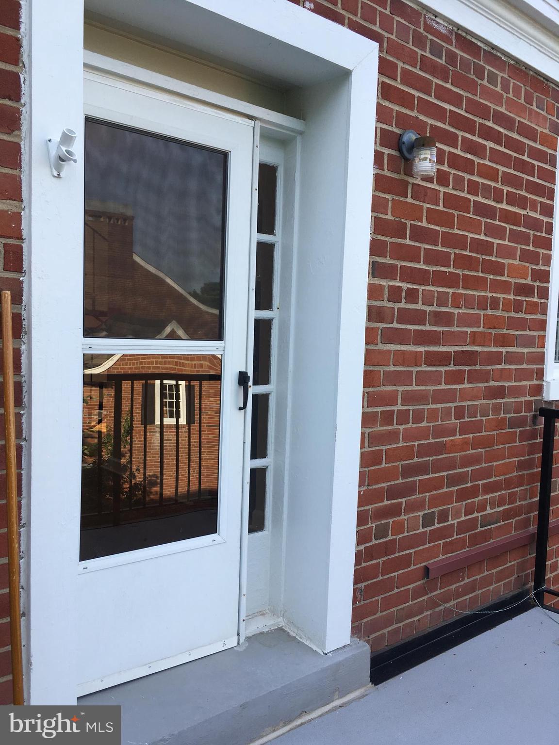 FAIRLINGTON VILLAGES - Residential Lease