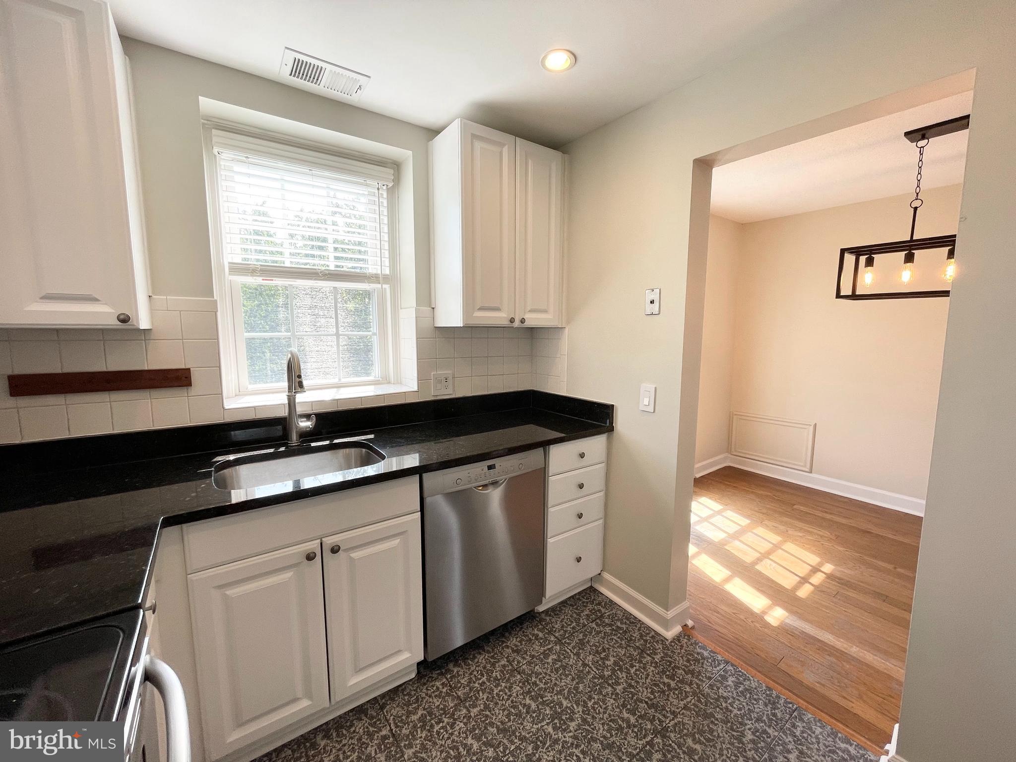FAIRLINGTON VILLAGES - Residential Lease