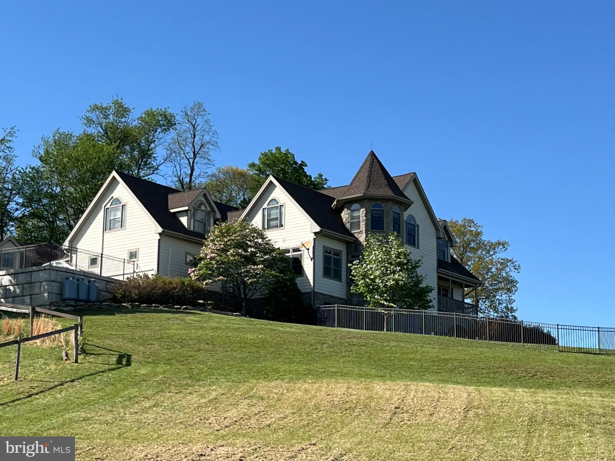 Wrightsville, Pennsylvania 17368, United States, 4 Bedrooms Bedrooms, ,4 BathroomsBathrooms,Residential,Pending,110447