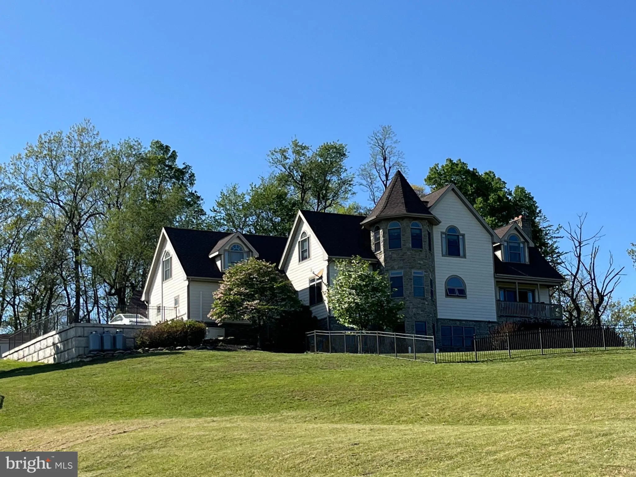 Wrightsville, Pennsylvania 17368, United States, 4 Bedrooms Bedrooms, ,4 BathroomsBathrooms,Residential,Pending,110447