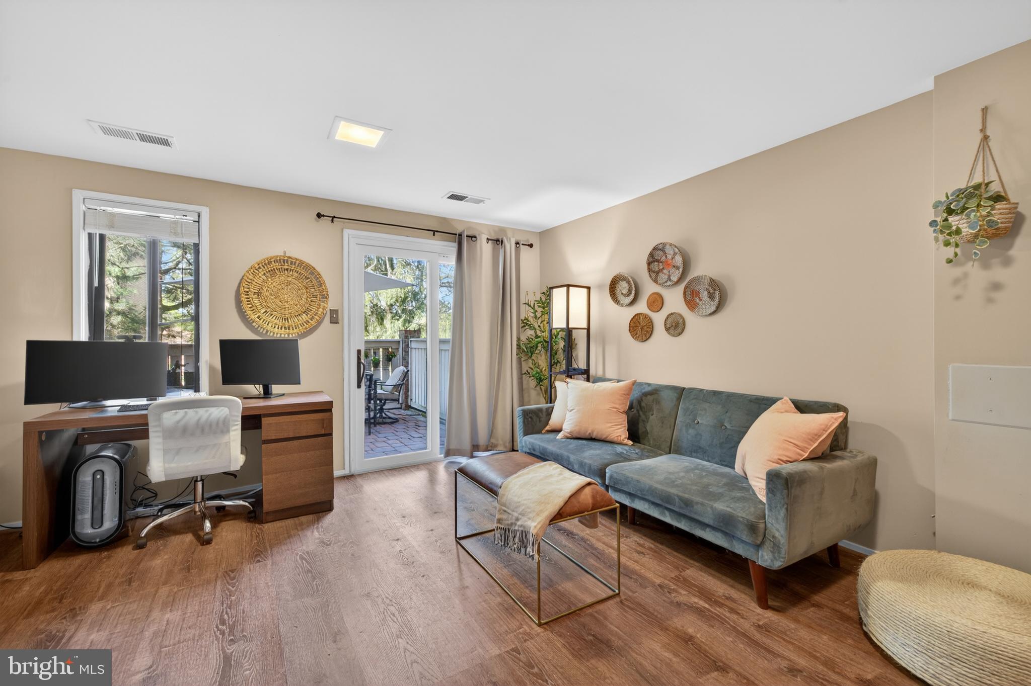 THOMAS CHOICE WEST - Residential