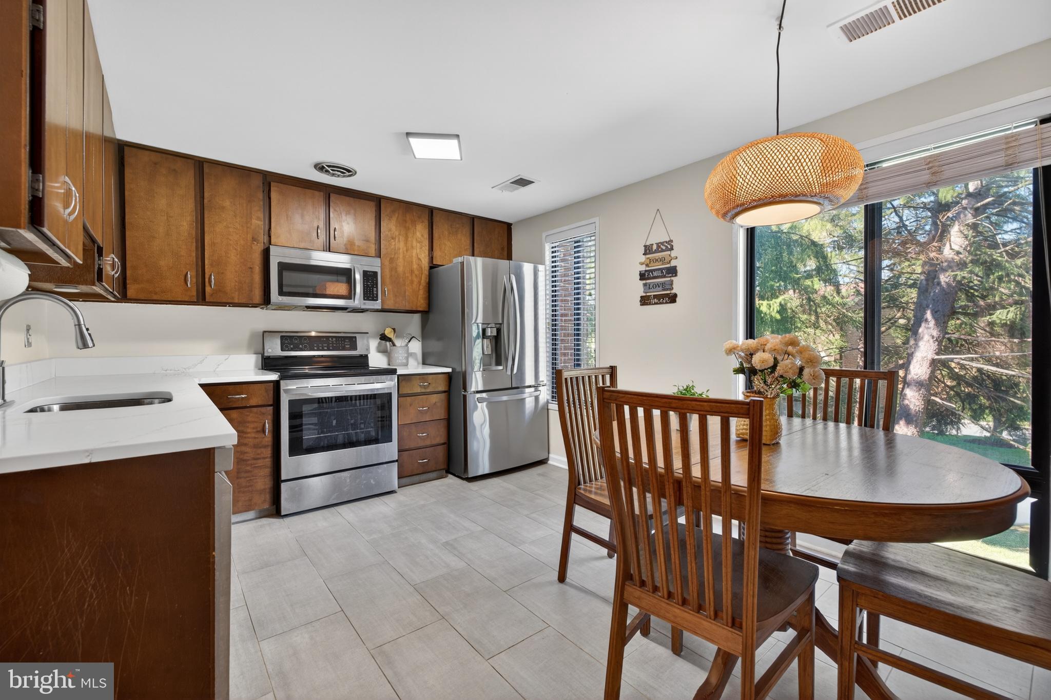 THOMAS CHOICE WEST - Residential